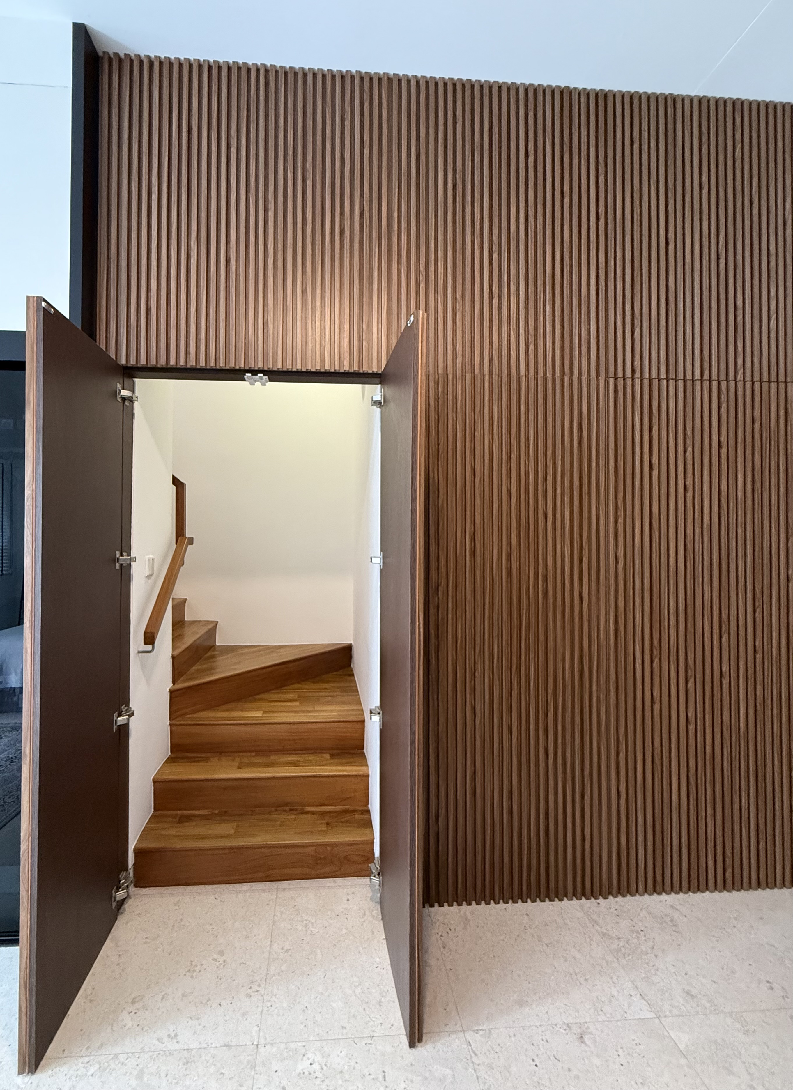 Private-Penthouse-with-separate-entrances!-70K-renovation