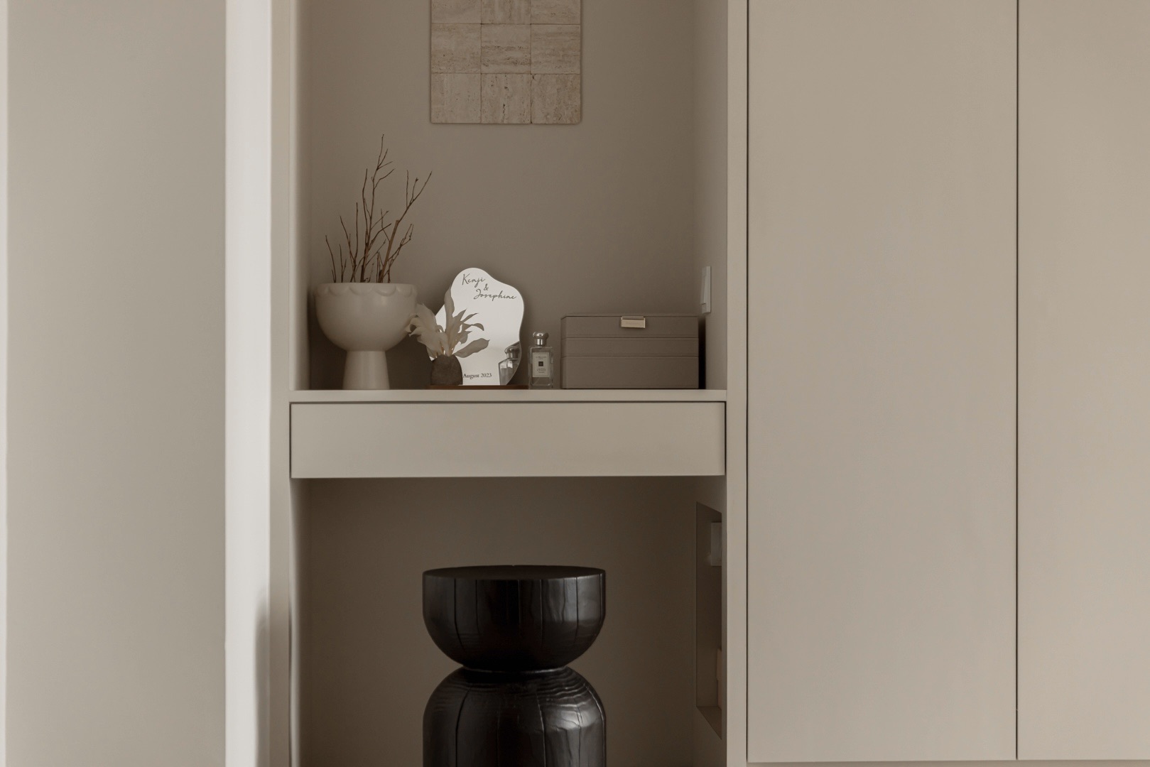 My-vanity’s-hidden-pigeon-hole-👀