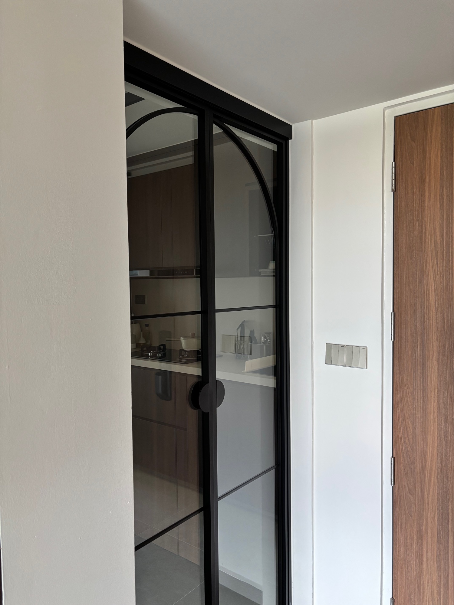 house-tour:-3-wks-after-moving-in-—-mid-century-modern/wabi-sabi-home