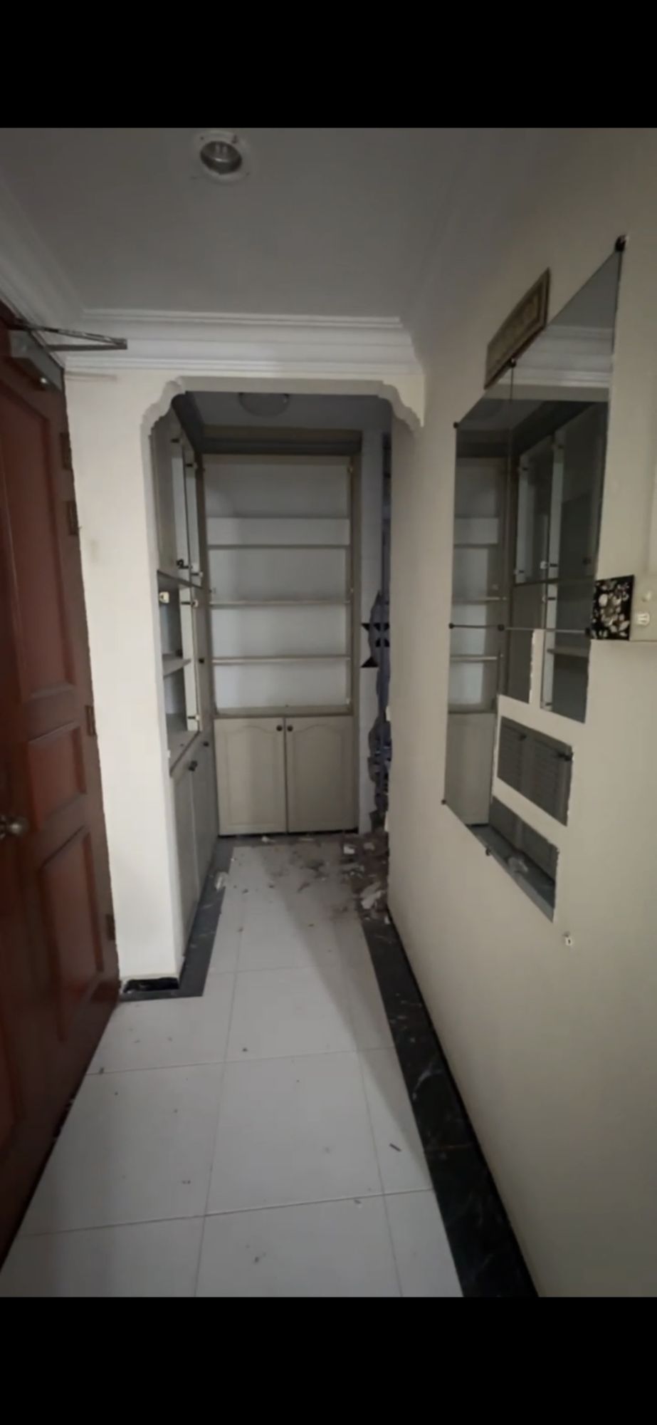 Part 1: Entryway 🏠