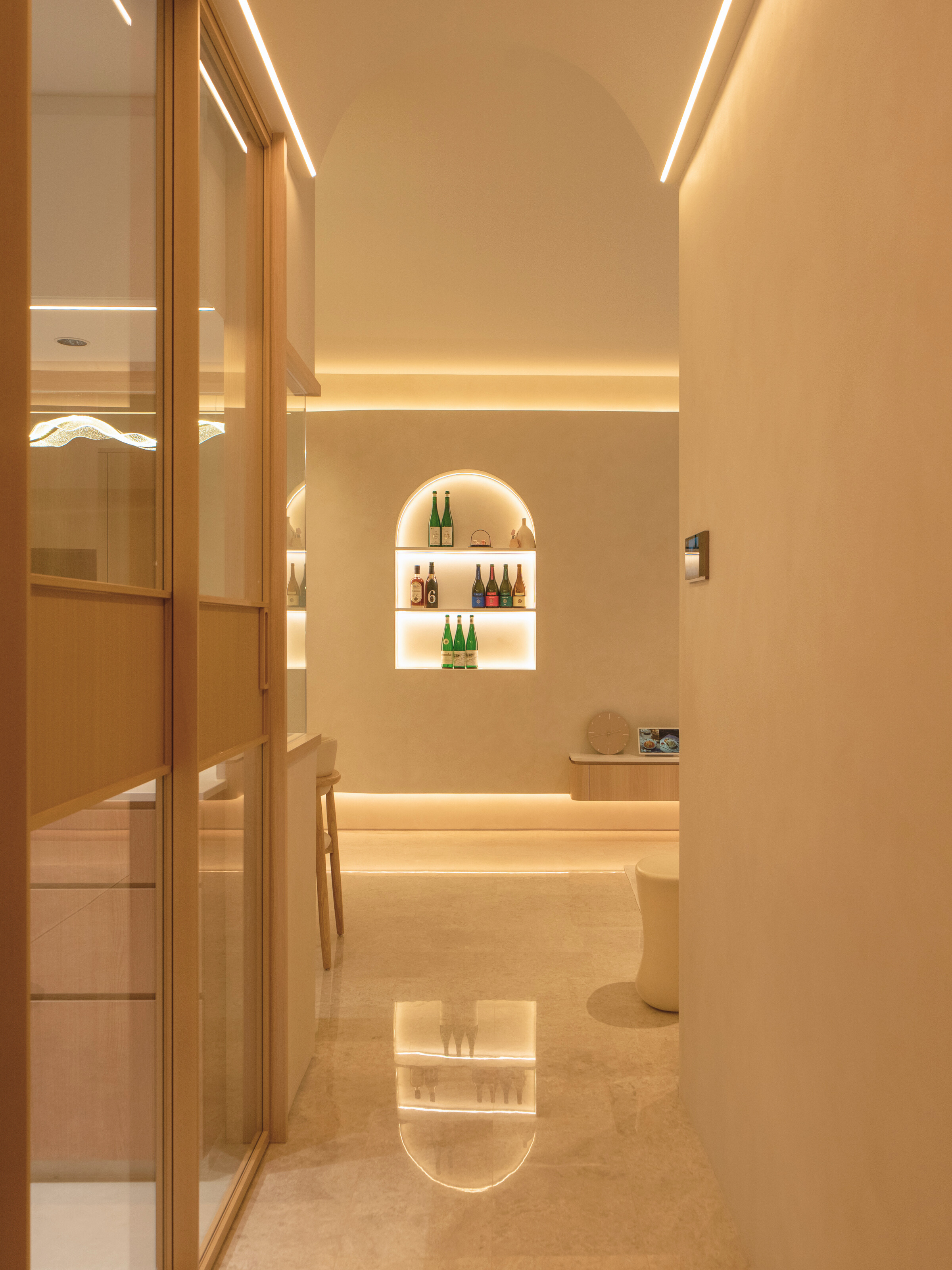 A calming abode of arches and glow