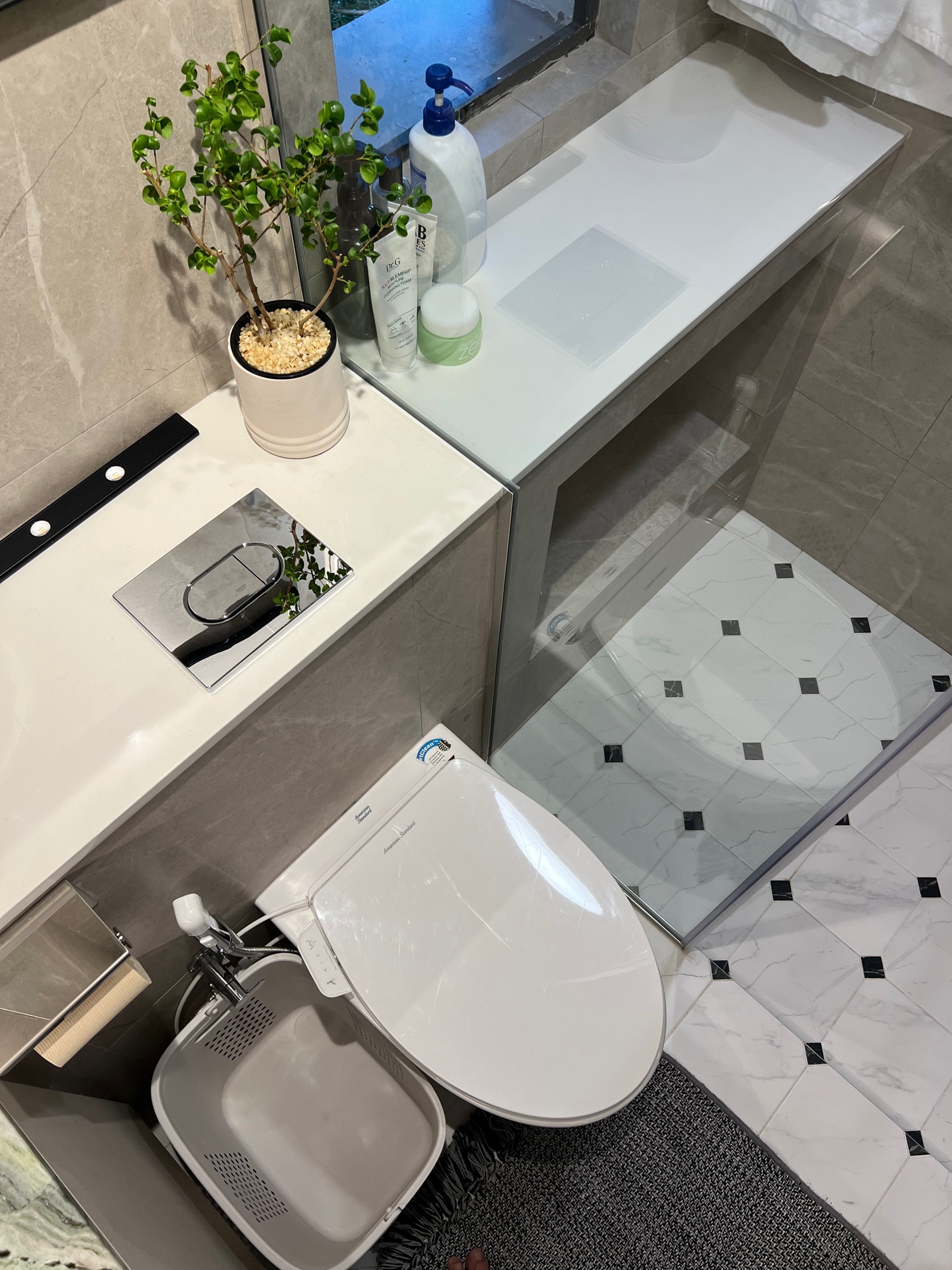 Master bathroom reveal