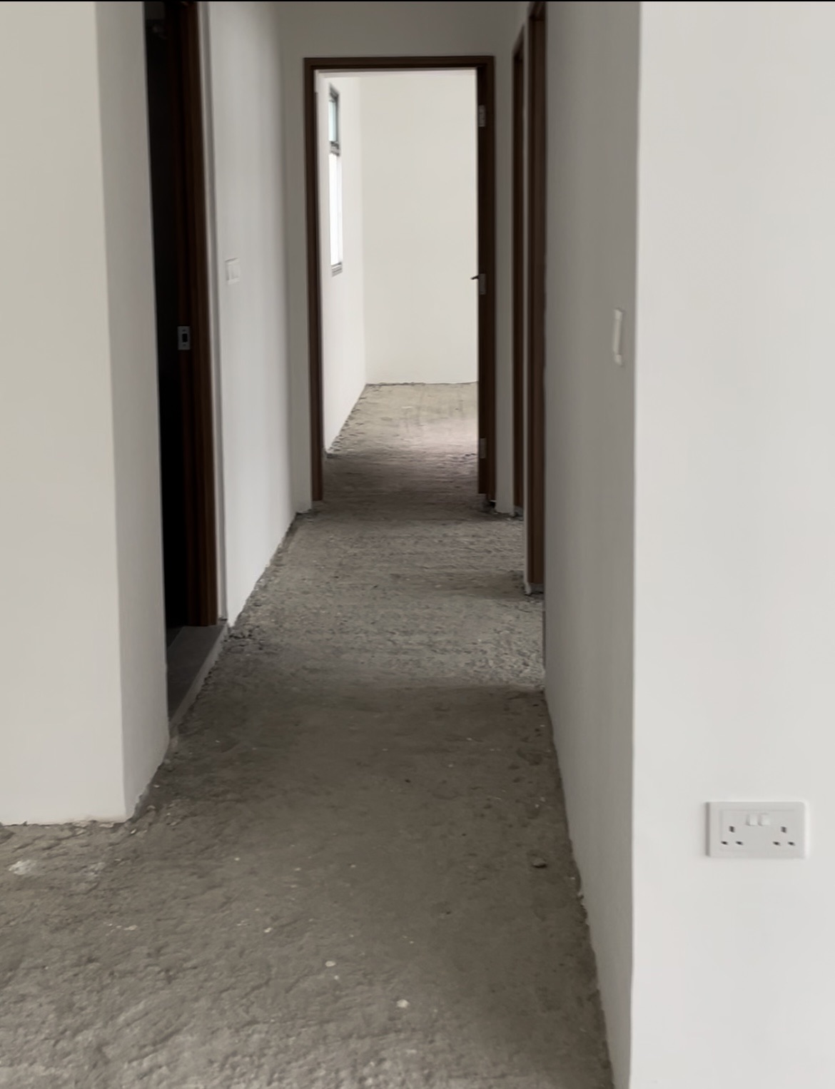 PREVIEW OF OUR 8YO HDB SBF WITH US