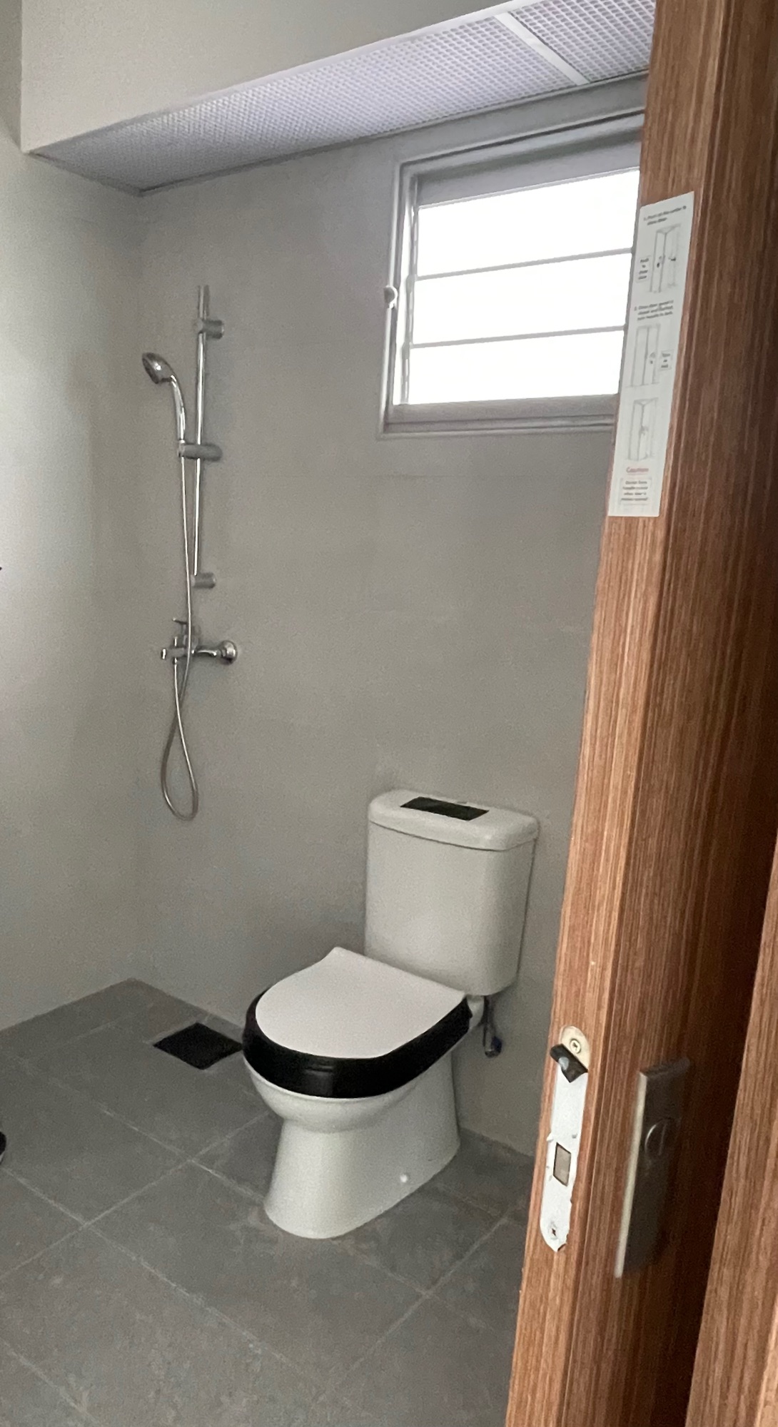 PREVIEW OF OUR 8YO HDB SBF WITH US