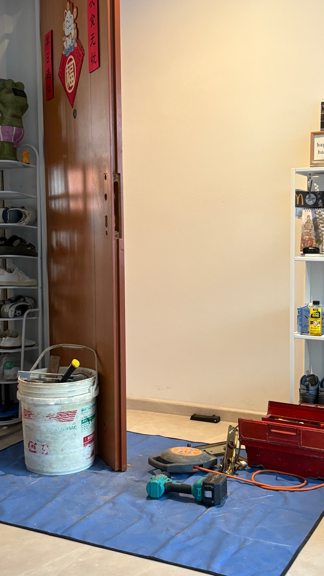 Installing a digital lock only 1.5 years after moving in?!