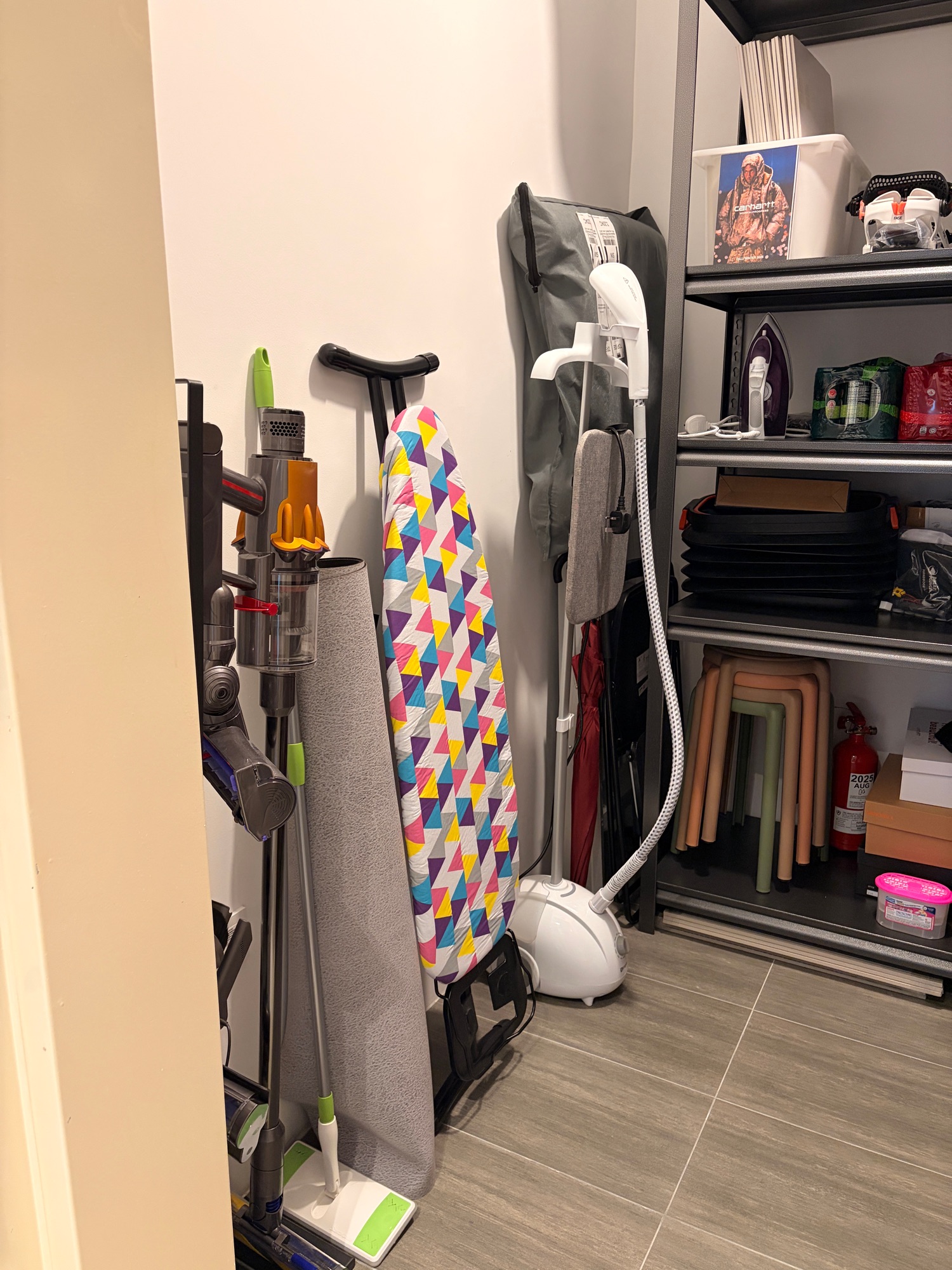 Customer home photo 1: 6 tips for a clutter free bomb shelter / storeroom! 💣🚪