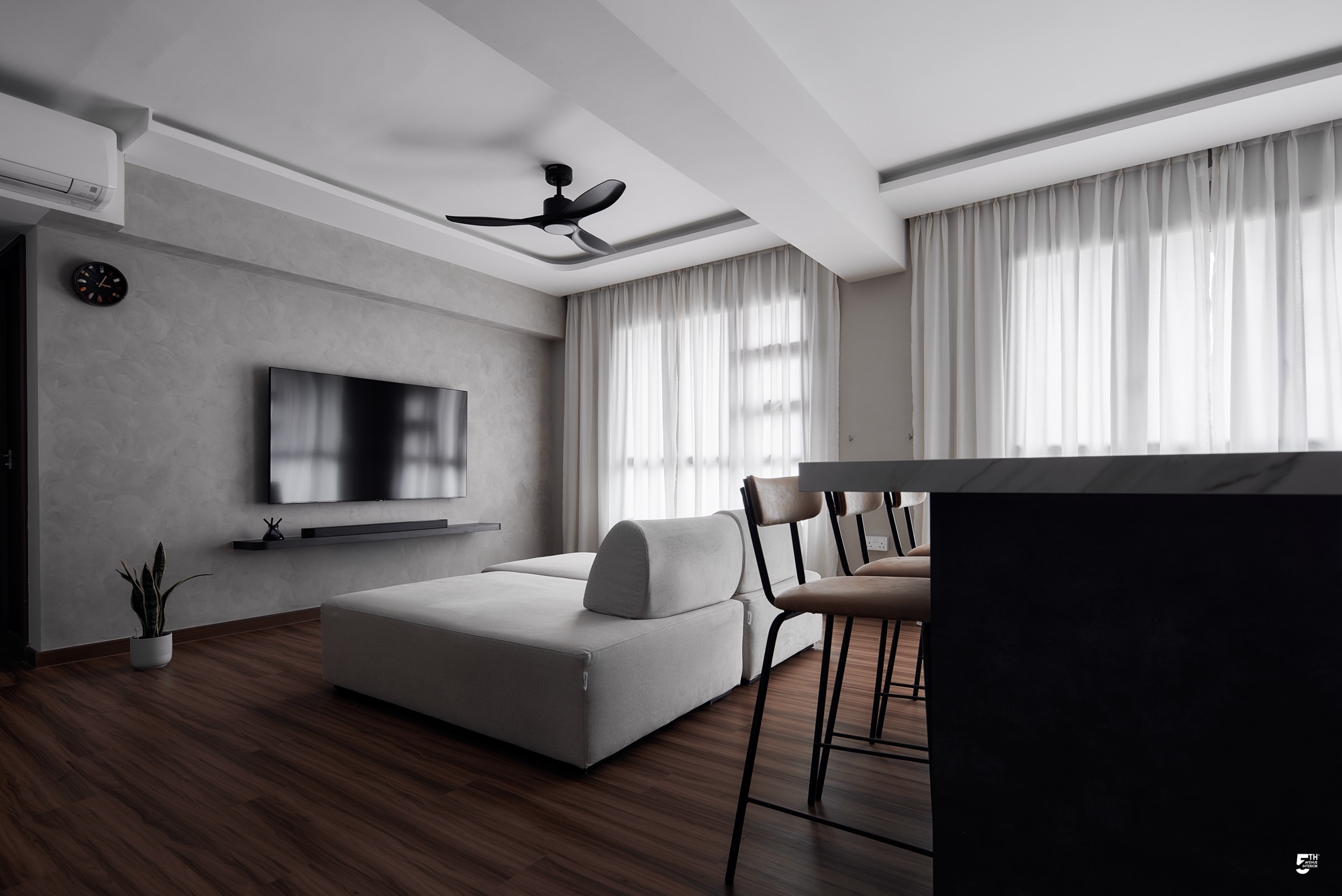 The-Cost-of-Hacking-a-Common-Bedroom