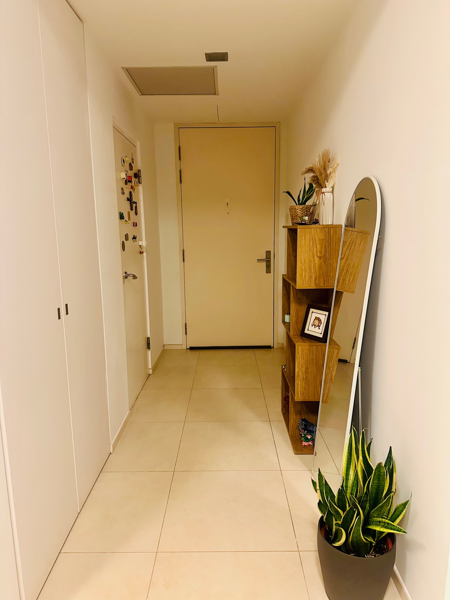 An entryway that tells our story- memoirs of our travel and life 🌍