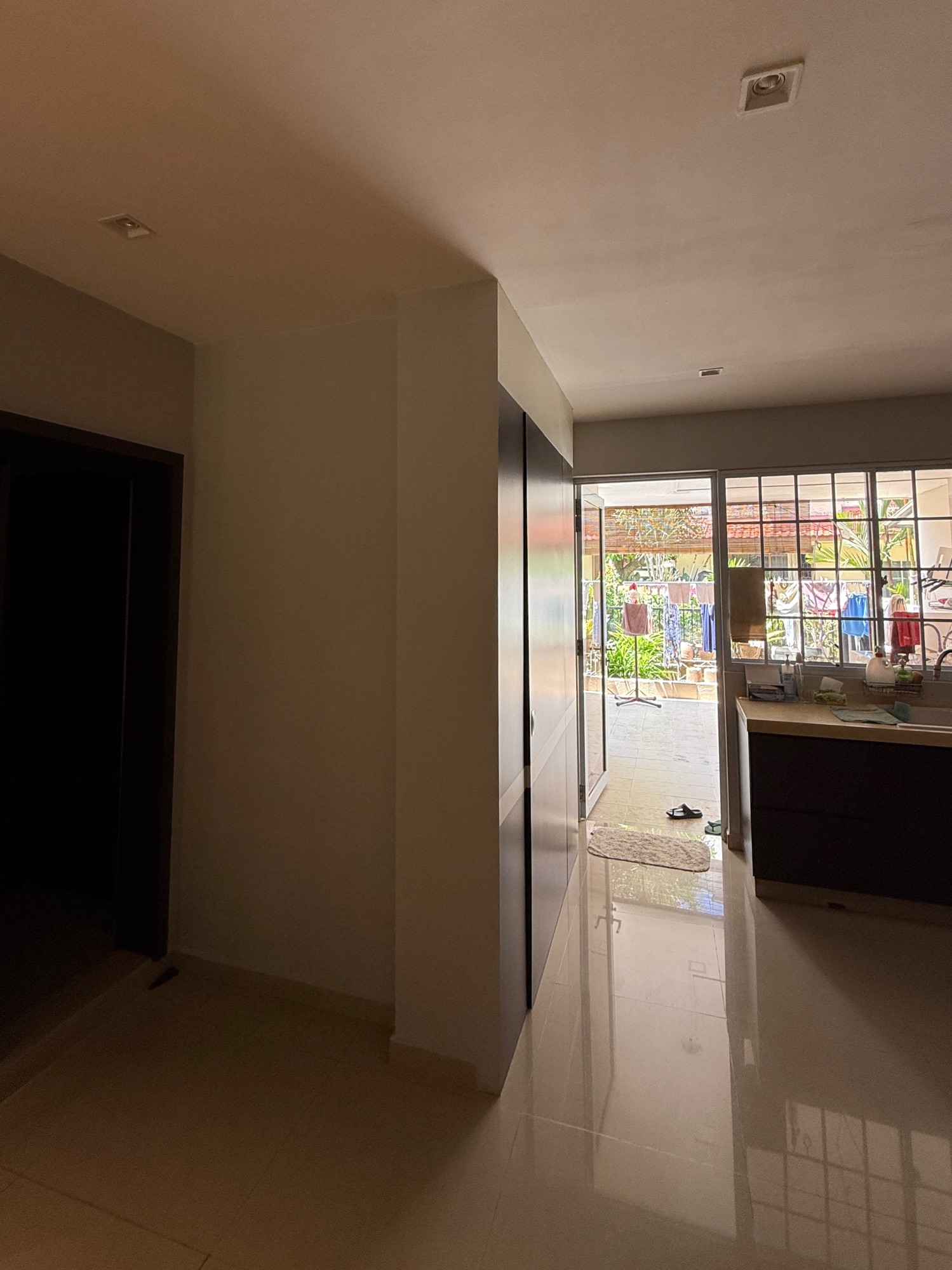 3-generations-living-under-the-same-roof-🏠