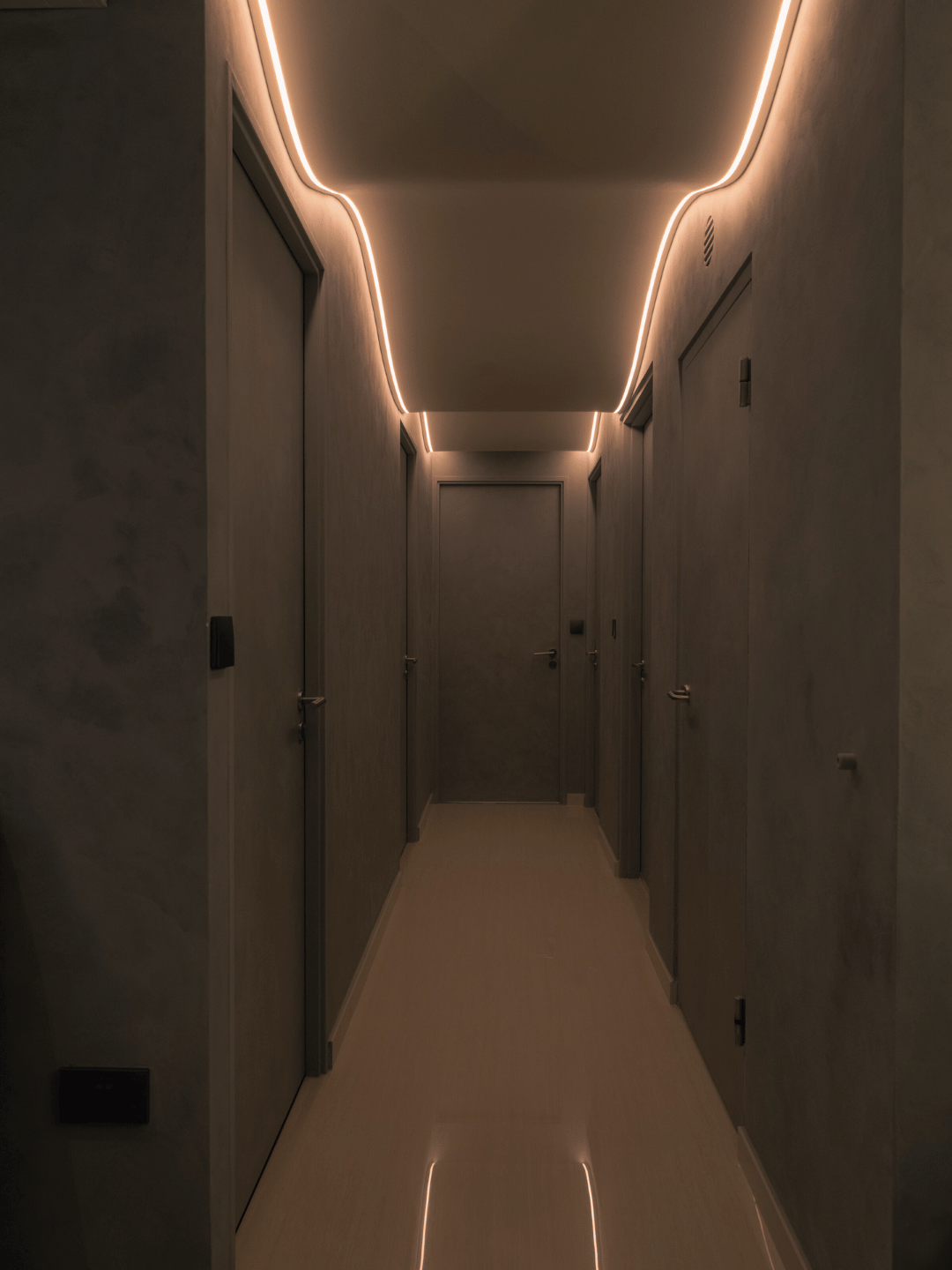 Shades of Serenity, A Dark Luxe Home by Carina