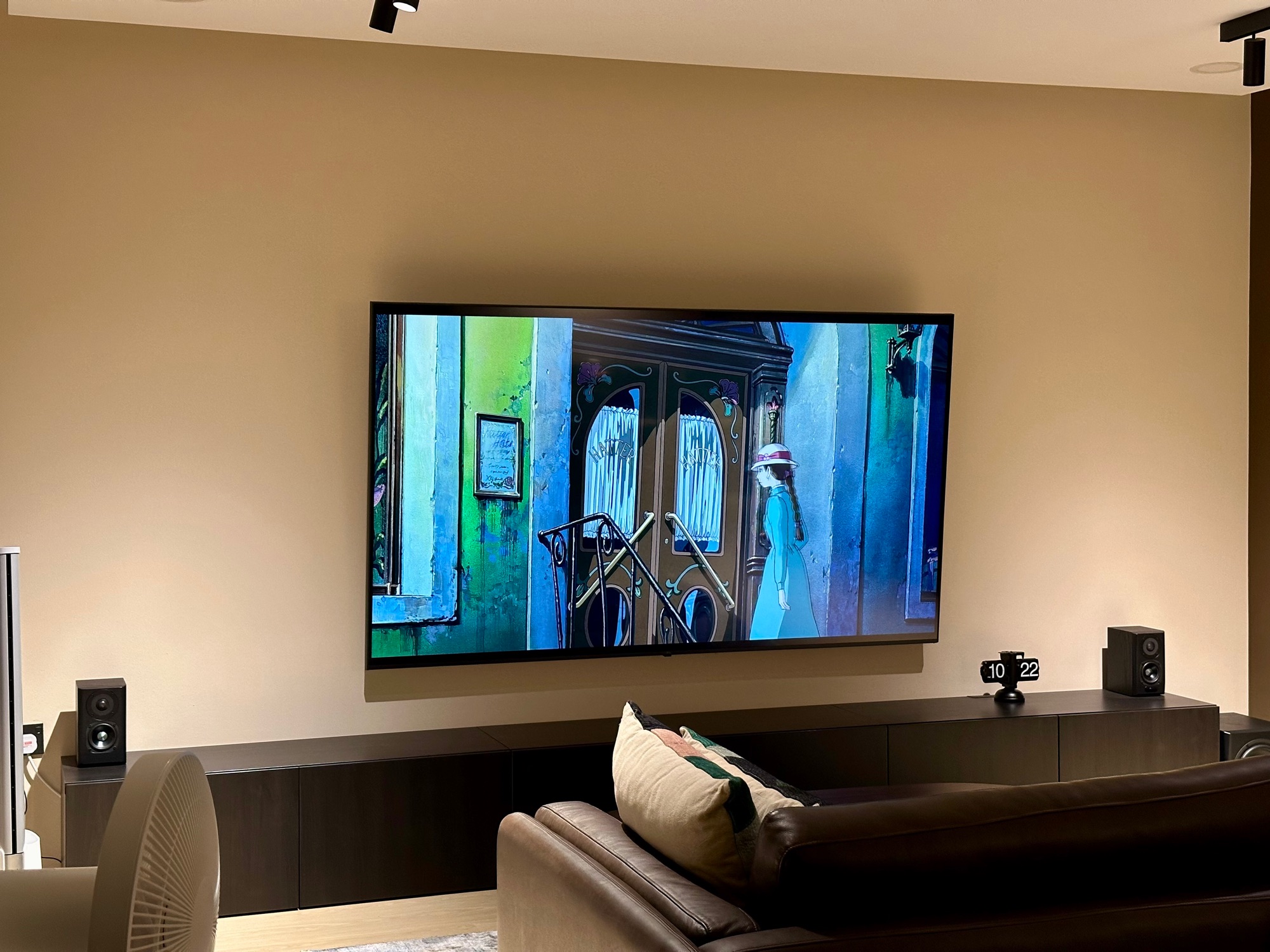 Some views of our lil’ safe haven in Yishun ⚠️