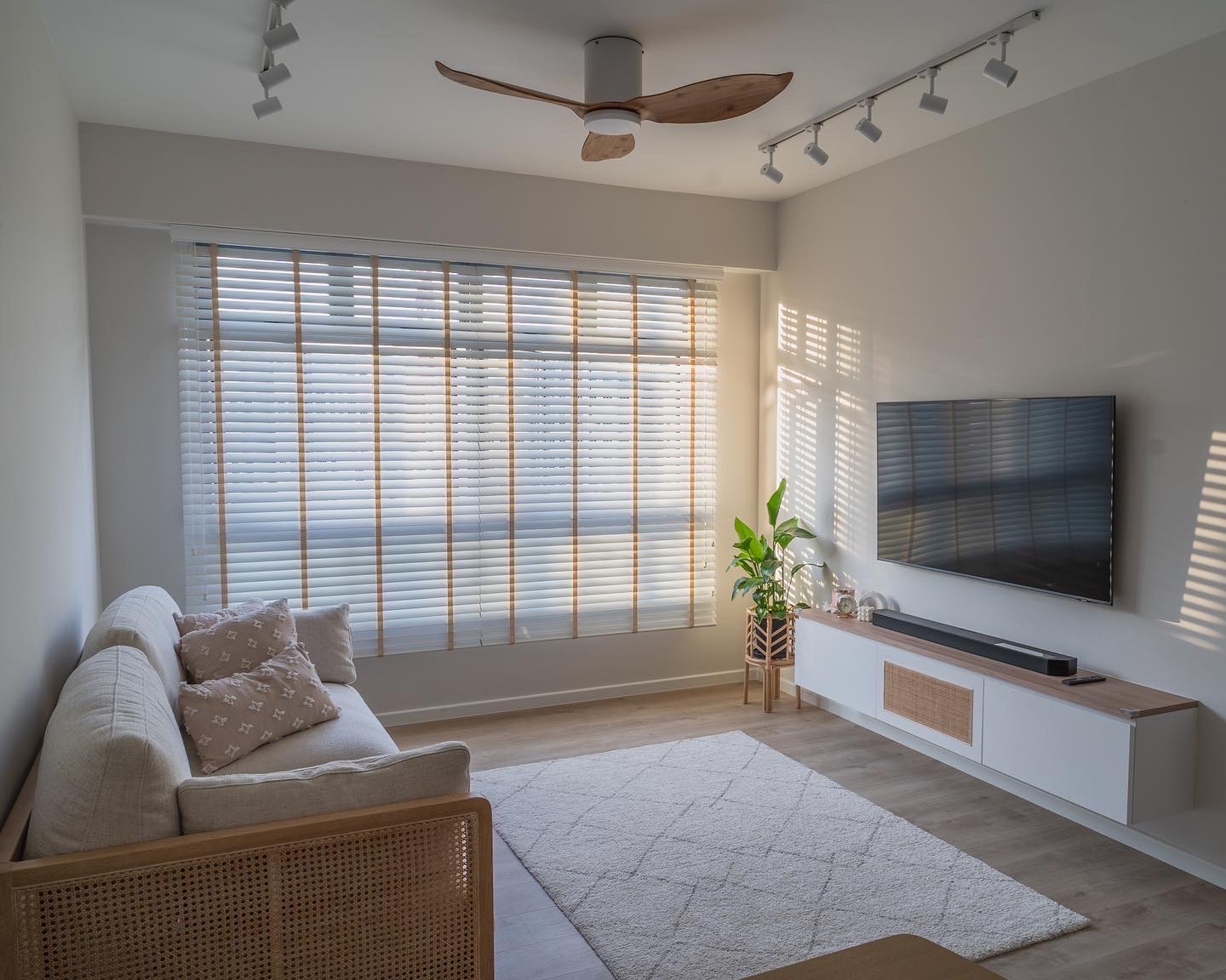 Welcome to our humble abode! Minimalist Scandinavian | 43K Reno🪴