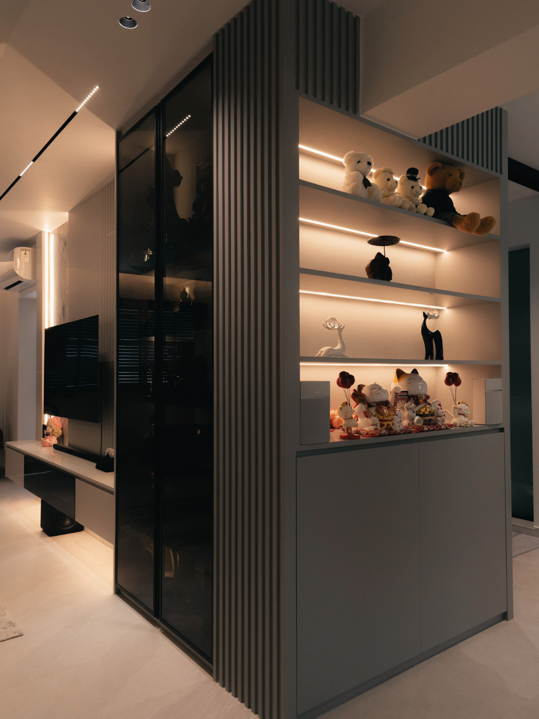 Warm light and quiet luxury