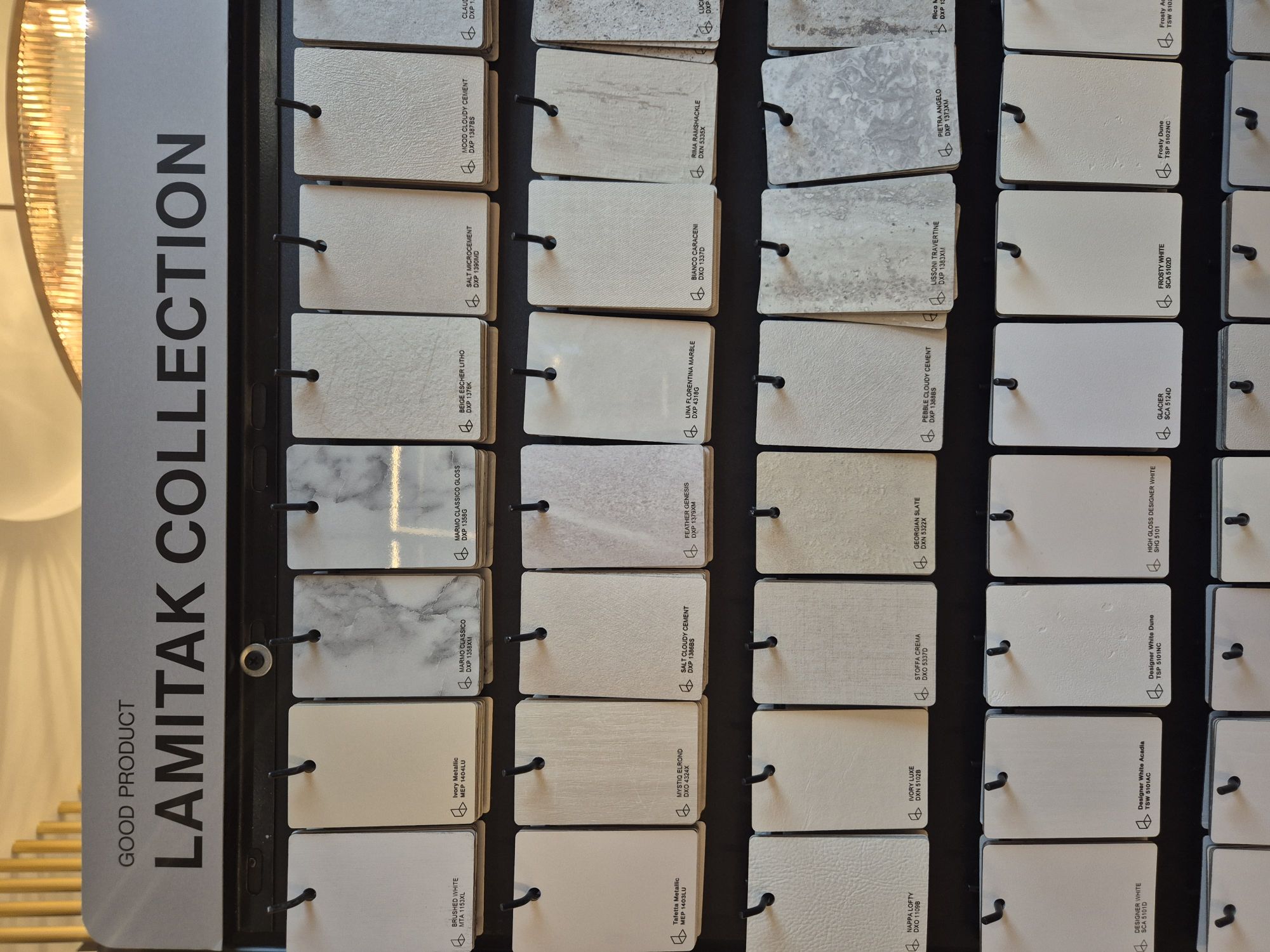 Choosing of carpentry colors