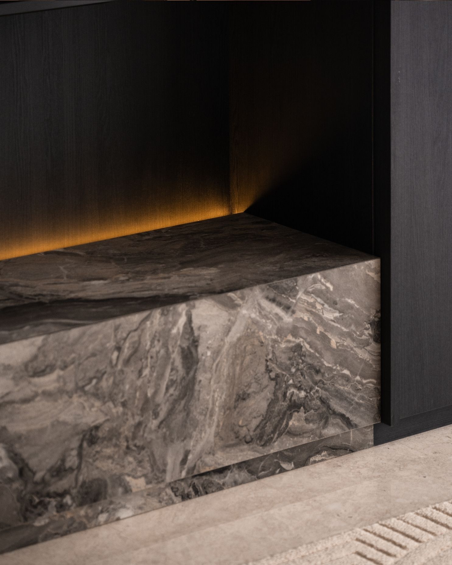 They wanted a dark and sexy place !