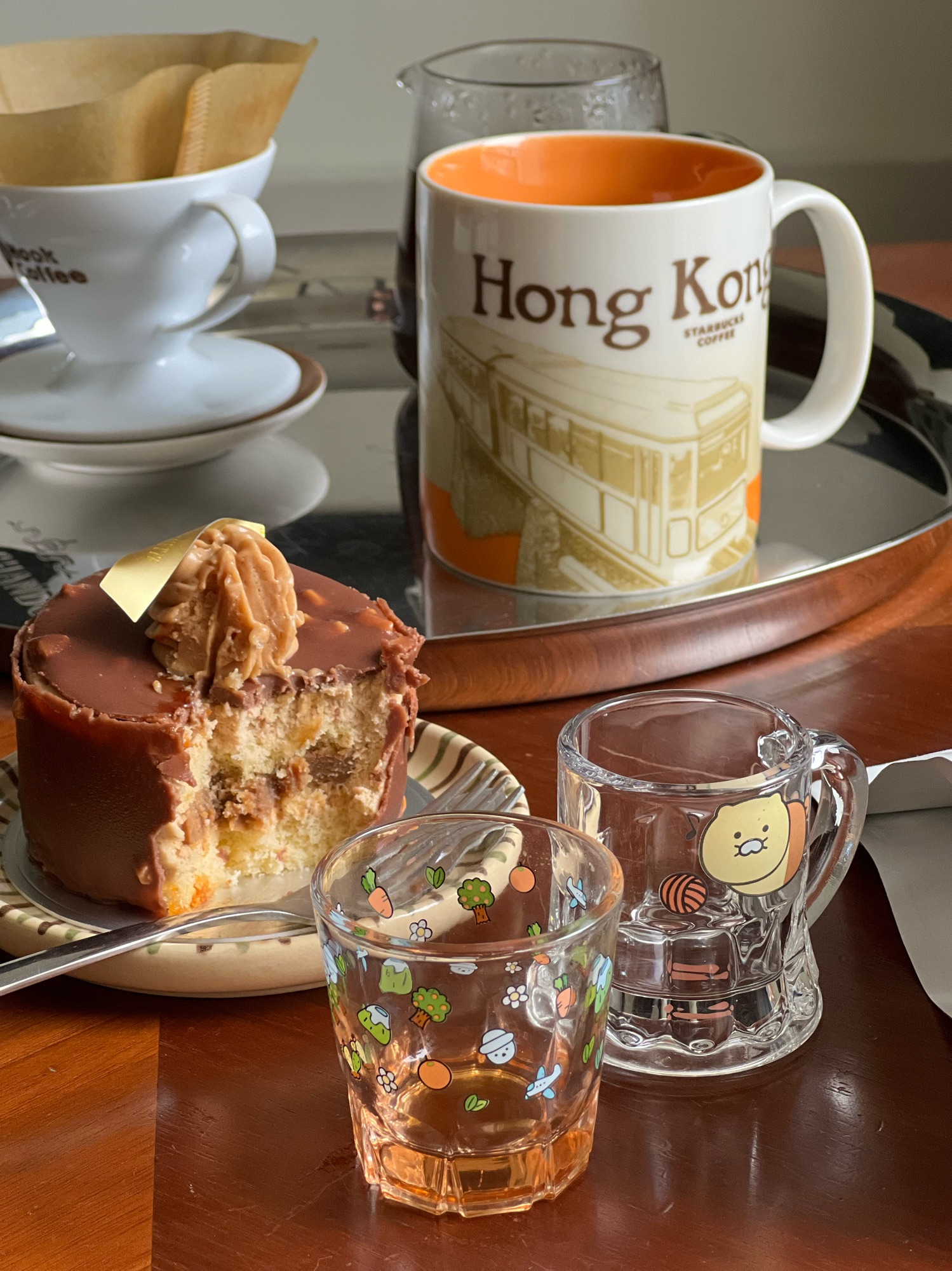 Old things holds memories & kitschy stuff