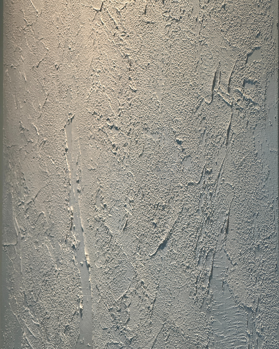 Simple Wall Art That Feels Expensive (But Isn’t)