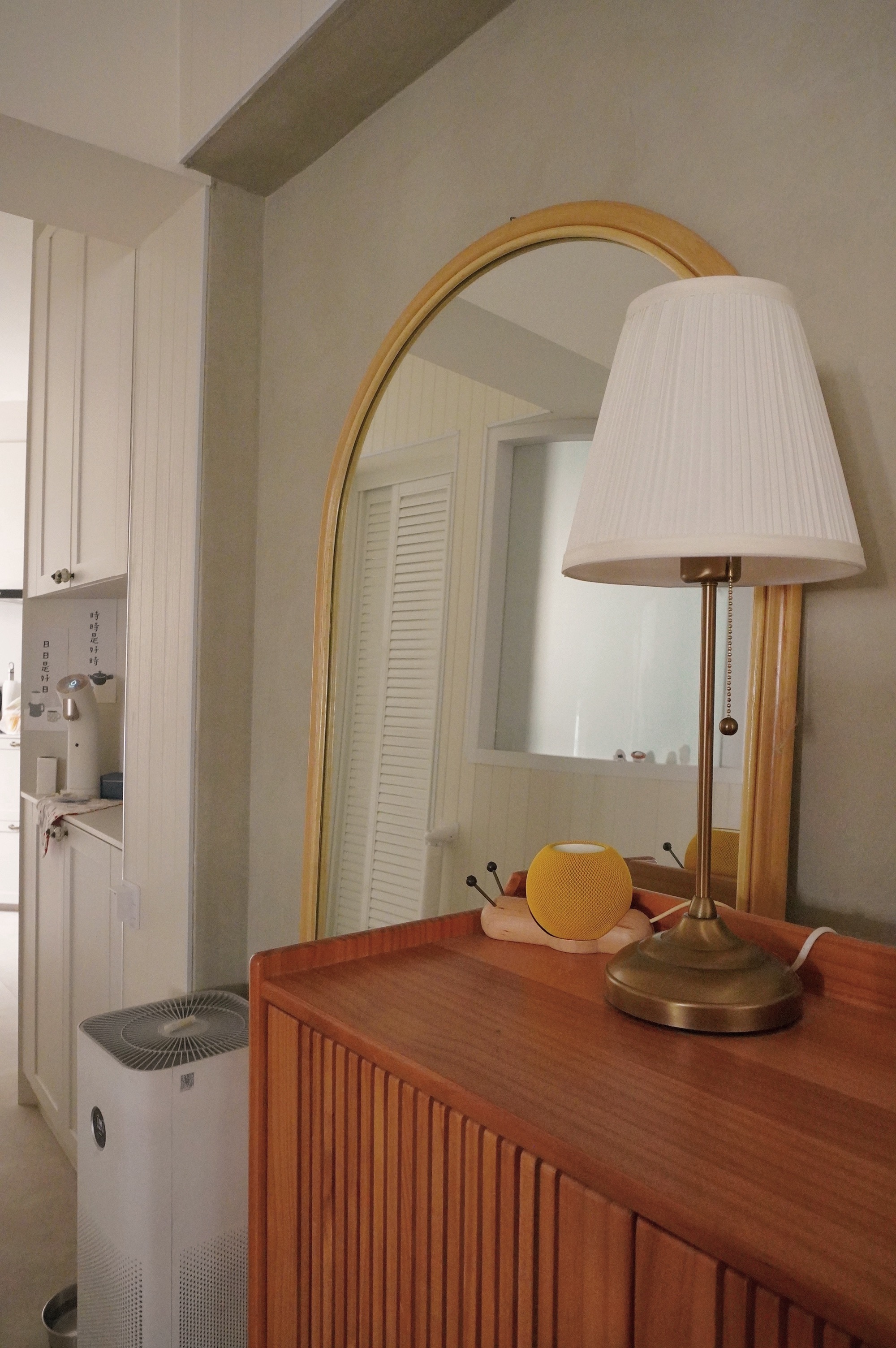 Pops of Color in Our Neutral Modern Farmhouse