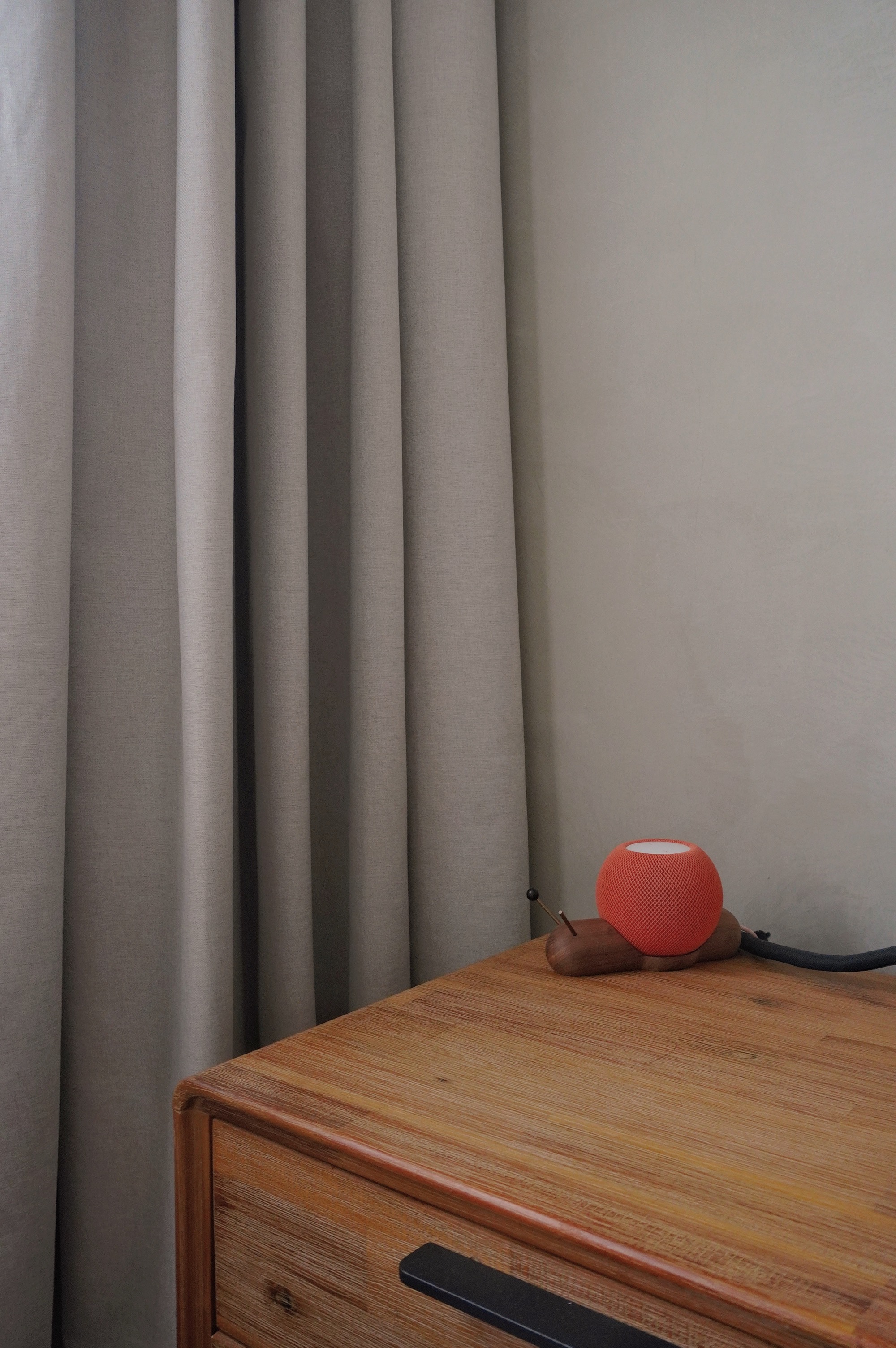 Pops of Color in Our Neutral Modern Farmhouse