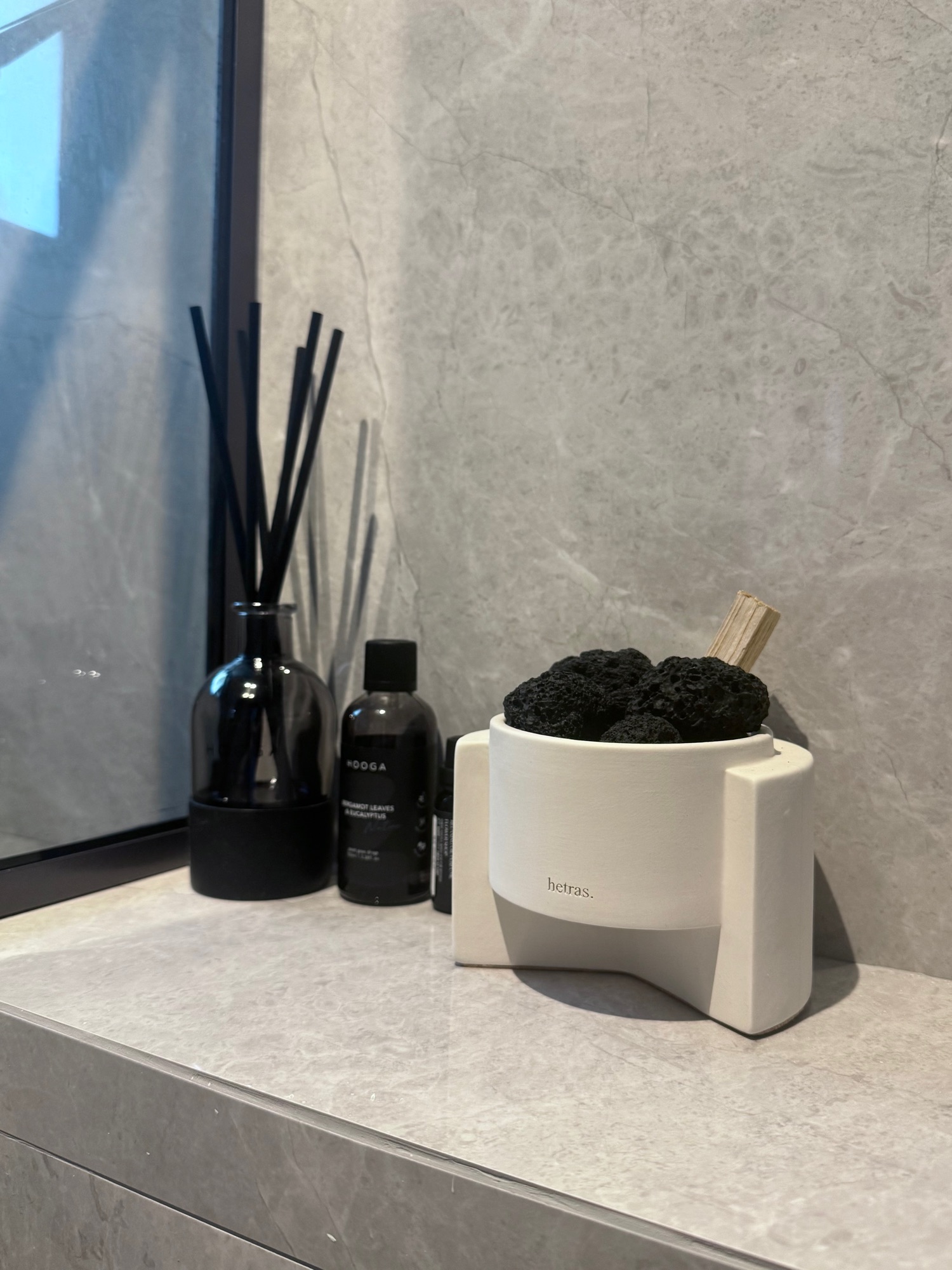 Styling-Our-Bathrooms-with-Scents-💐