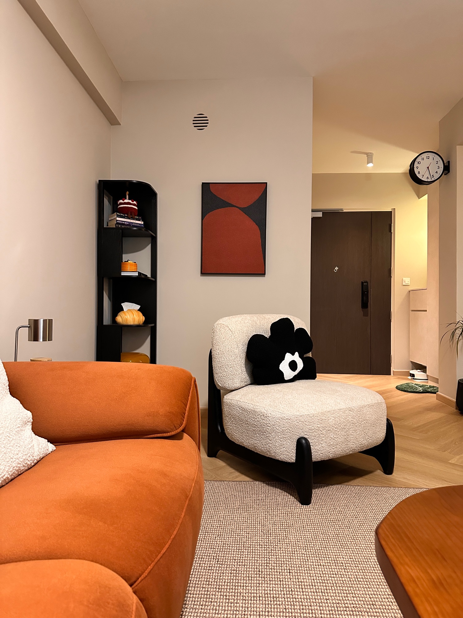 Laminates, Tiles + Paint Colours