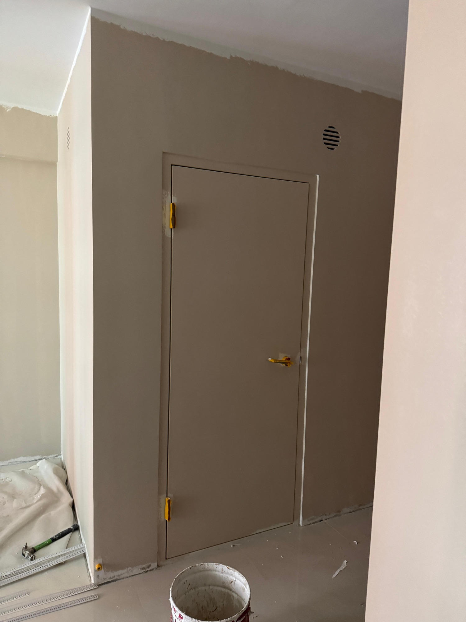 Laminates, Tiles + Paint Colours