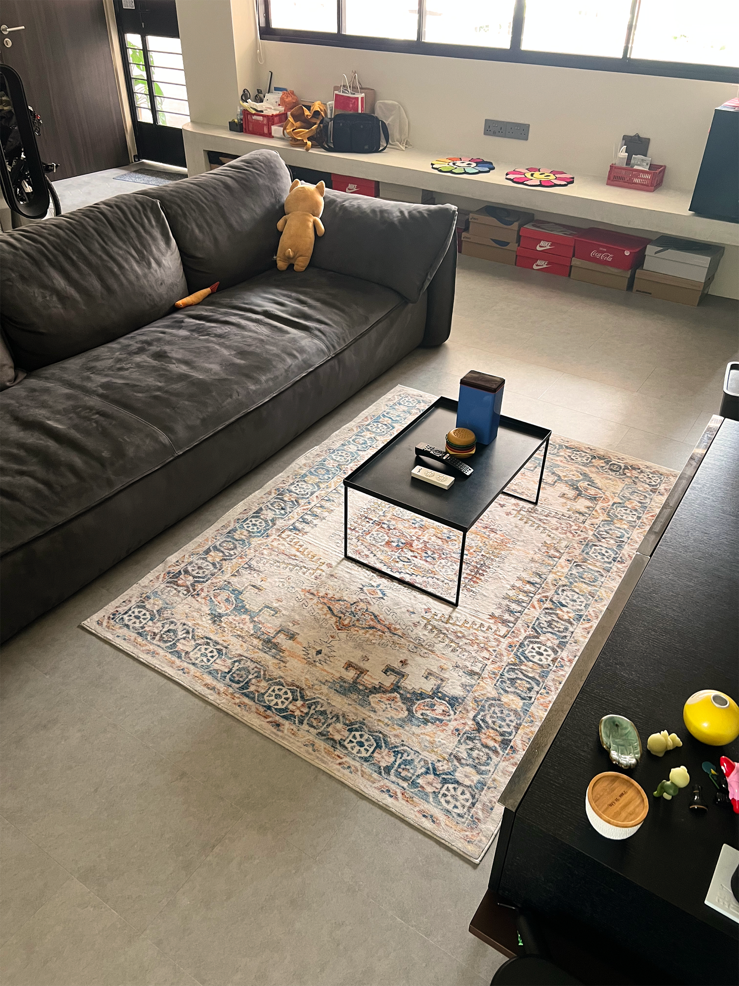 Size matters (Yes, even rugs). A 2monkeys PSA 🙉🙊