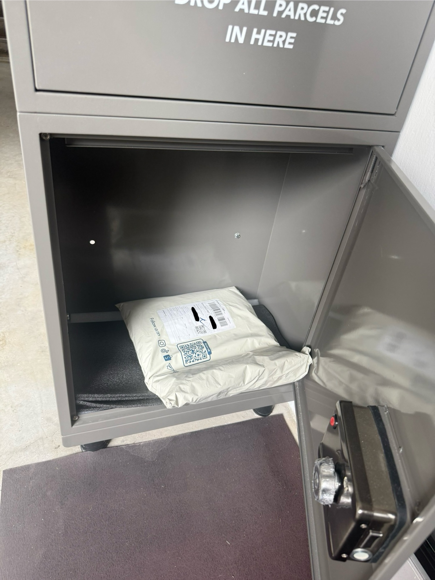 No more missed deliveries with our Parcel Box 📦📮