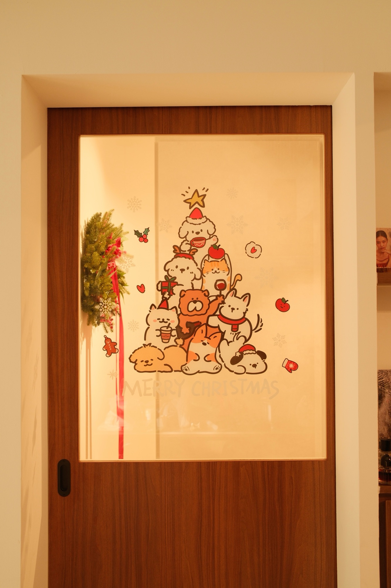 Our home dressed up for our favourite season  🎄