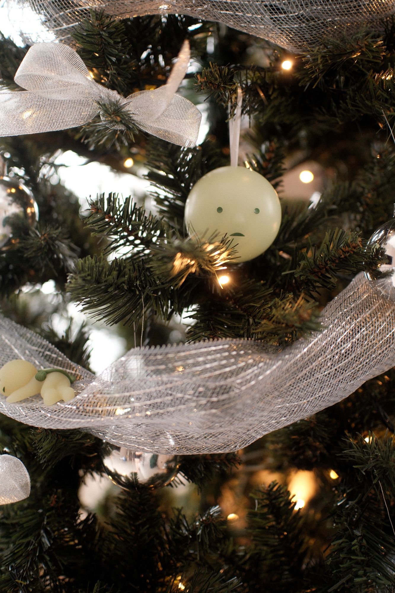 A Simple Christmas - feat. Smiski Tree