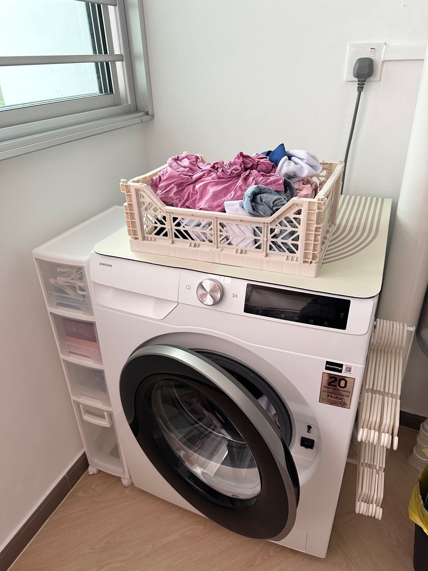 Service Yard glow up!