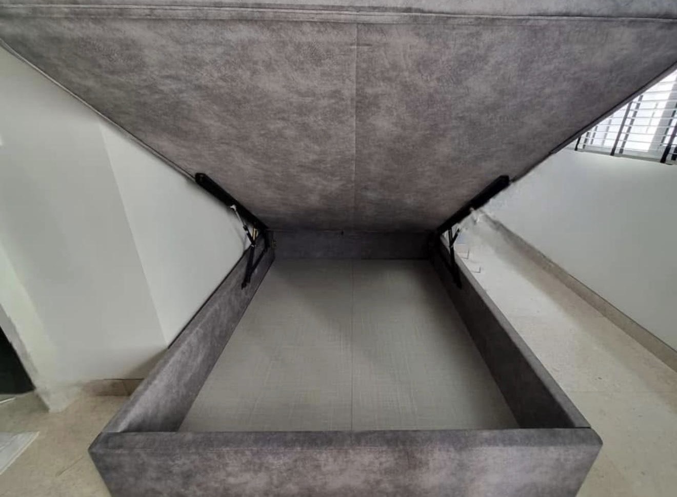 Storage bed frame: should you get one? Learn from us!