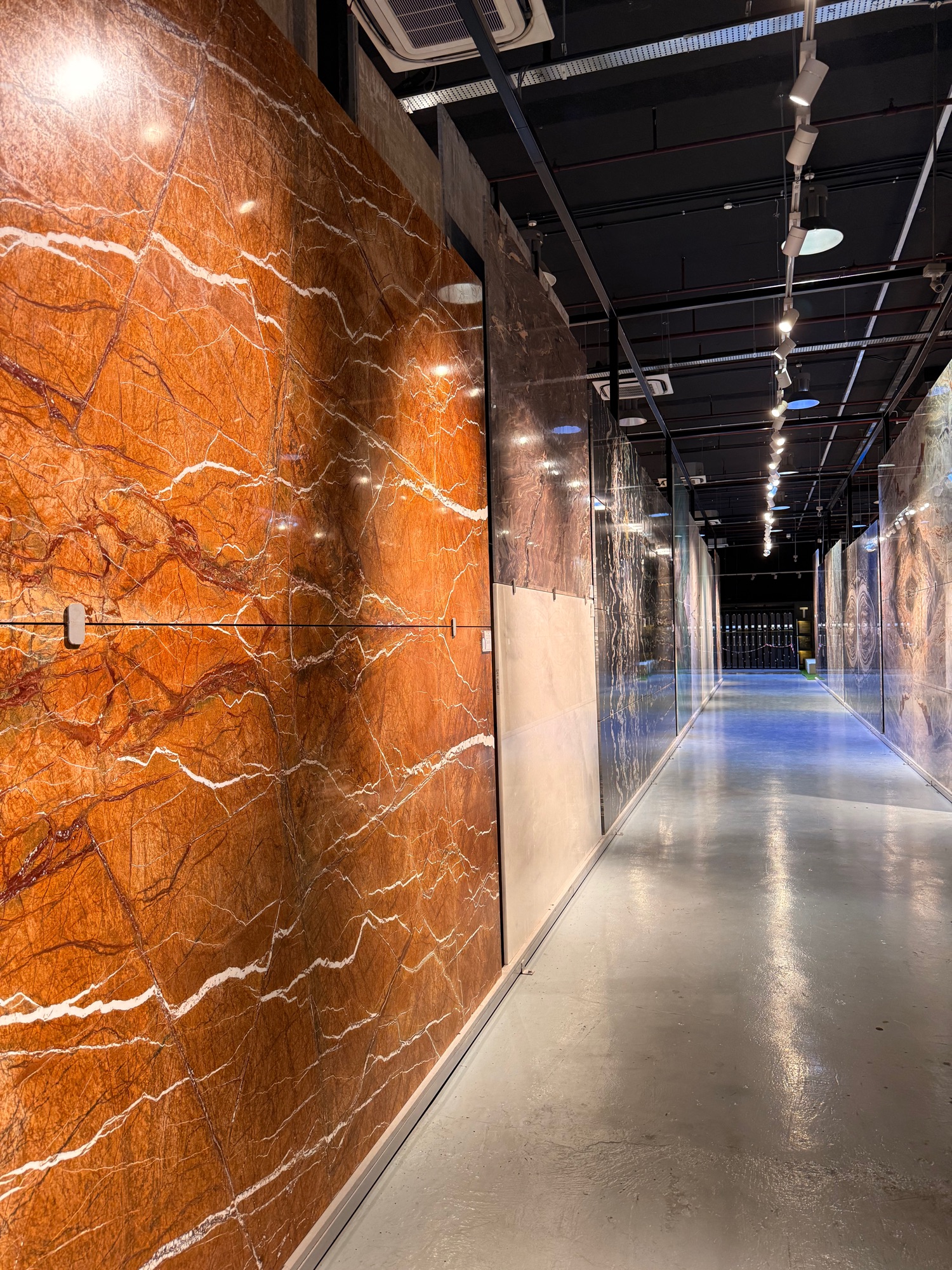 Tiles shopping! 🛒 more like tiles museum hopping vibe 😆