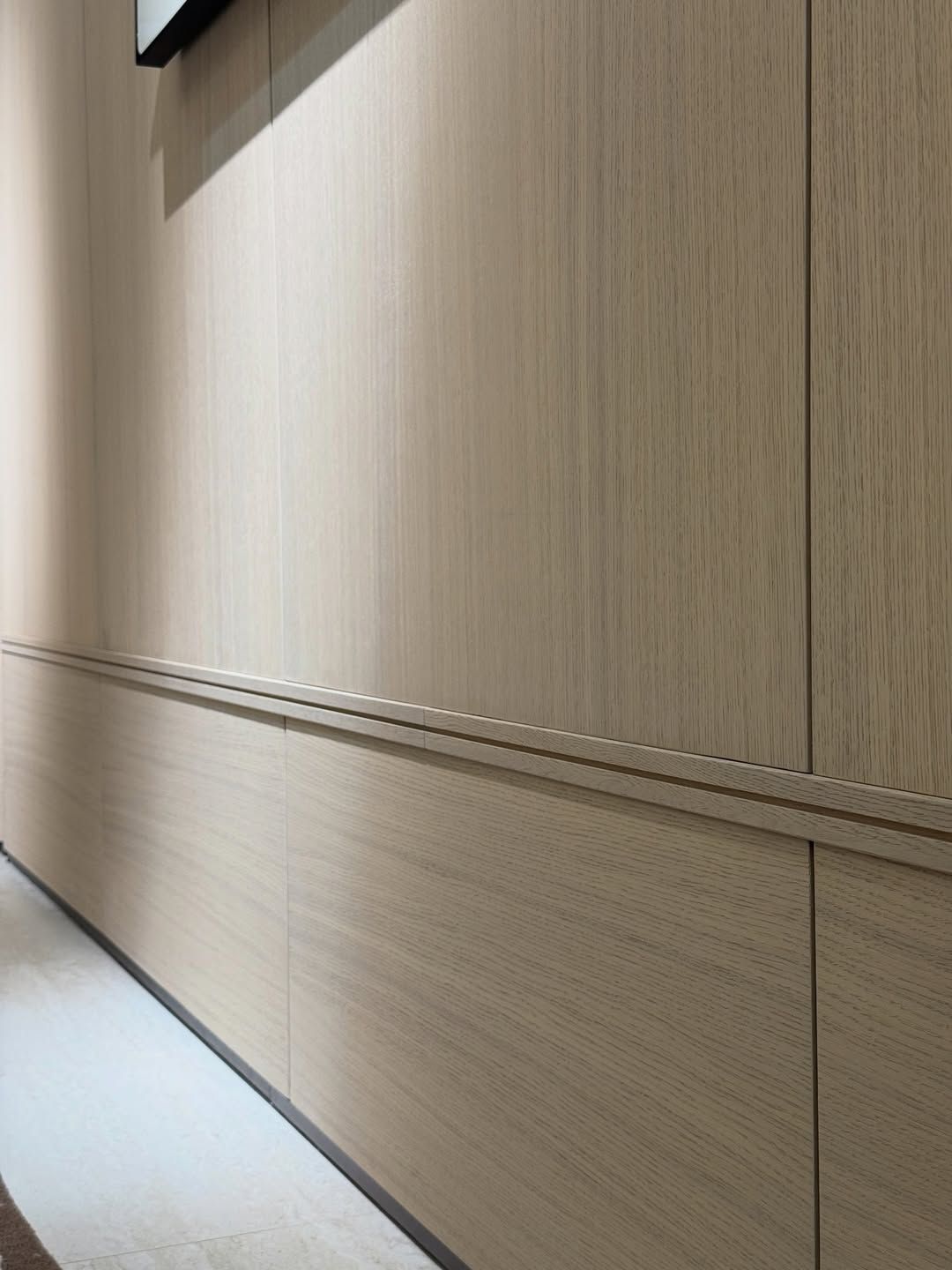 Stylish custom carpentry details