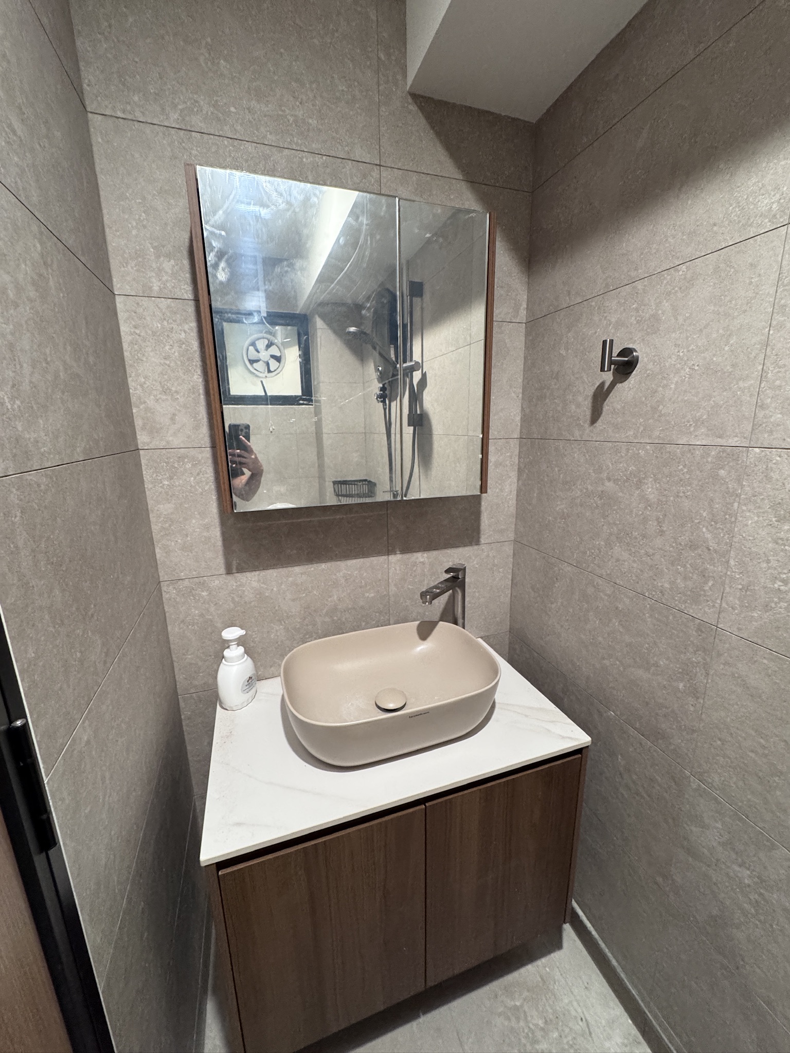 why-we-kept-a-full-shower-on-level-1