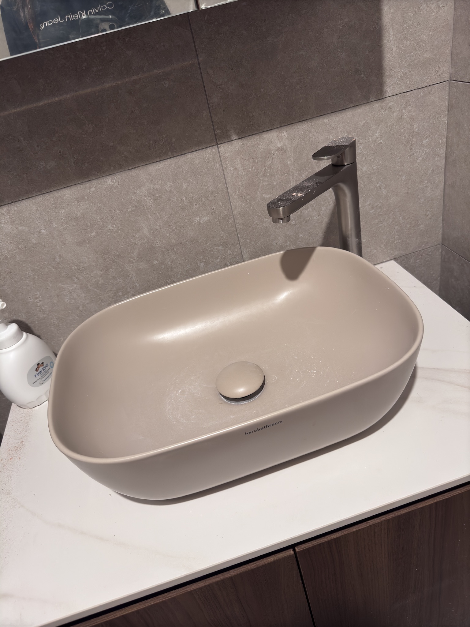 why we kept a full shower on level 1