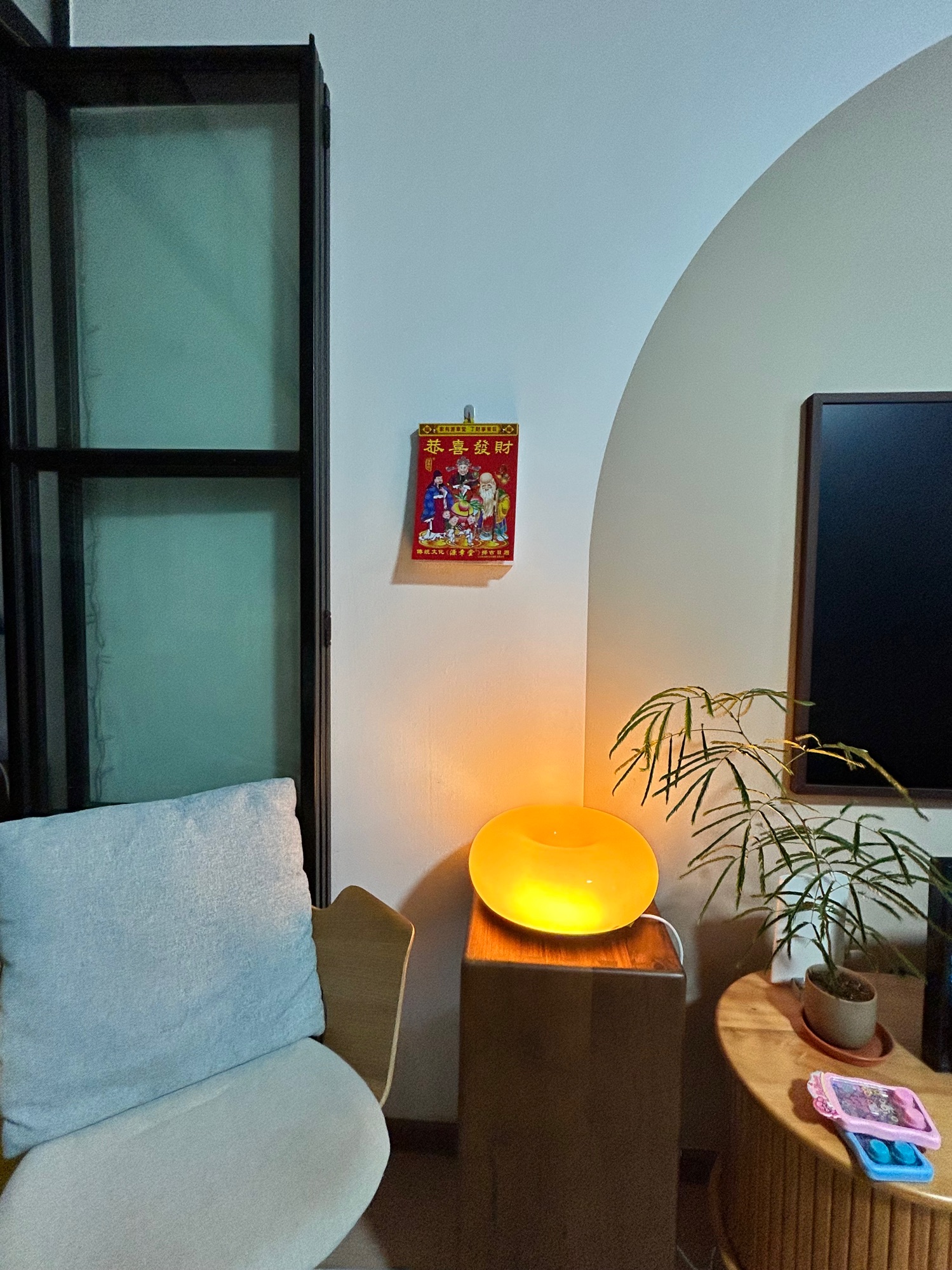 Our Top 3 Picks for Cozy, Ambient Home Lighting