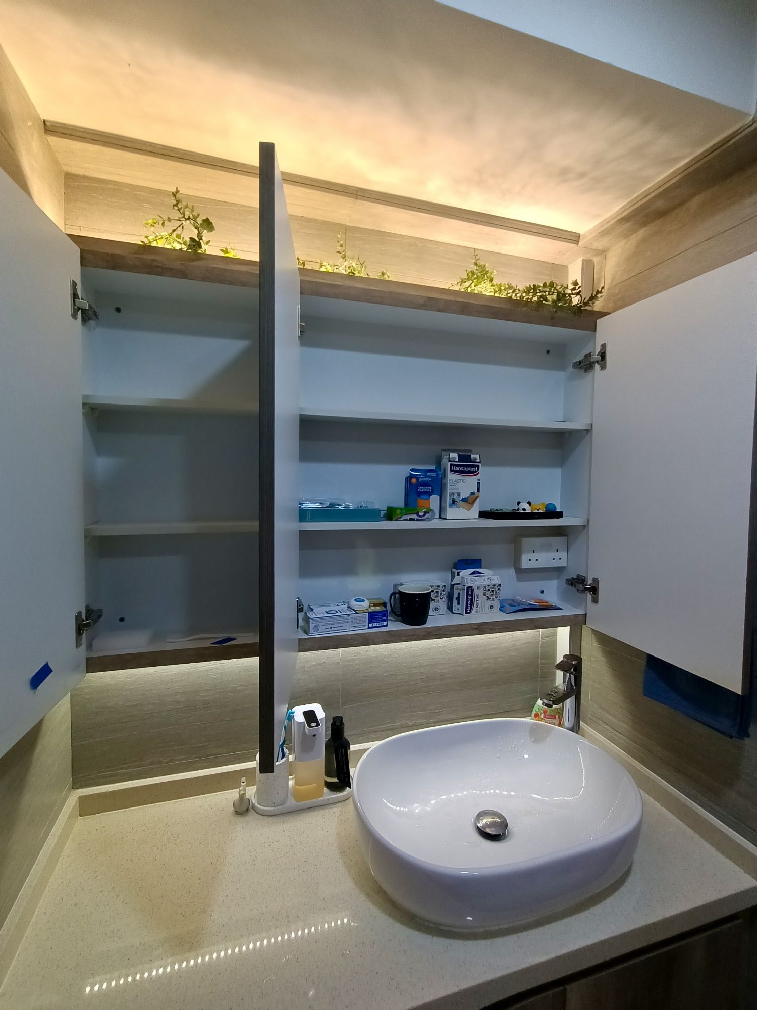 Storage-hacks---Bathroom-Edition