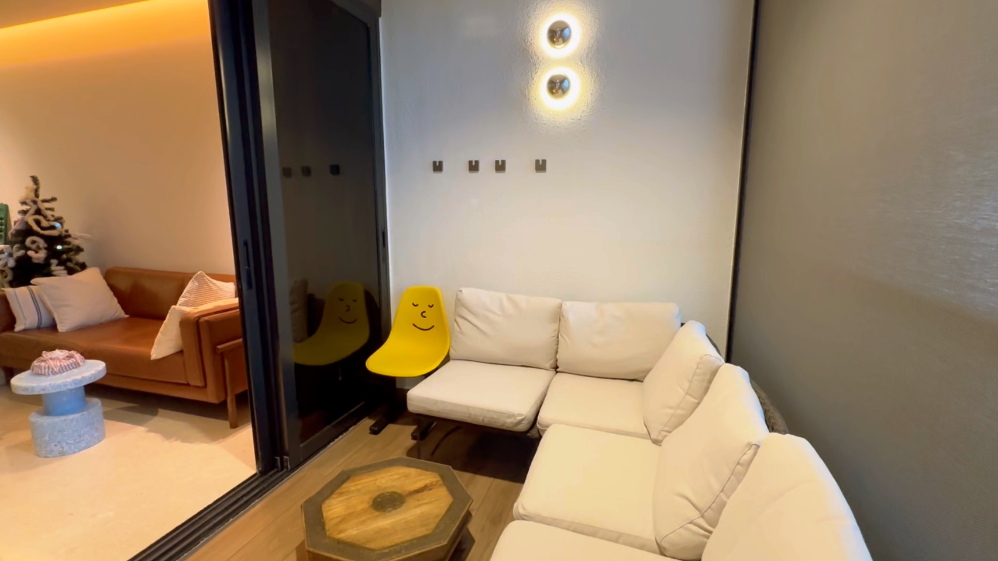 Home Tour: Xiao Hong Shu-inspired 1109sqft home ✨ Mid modern century