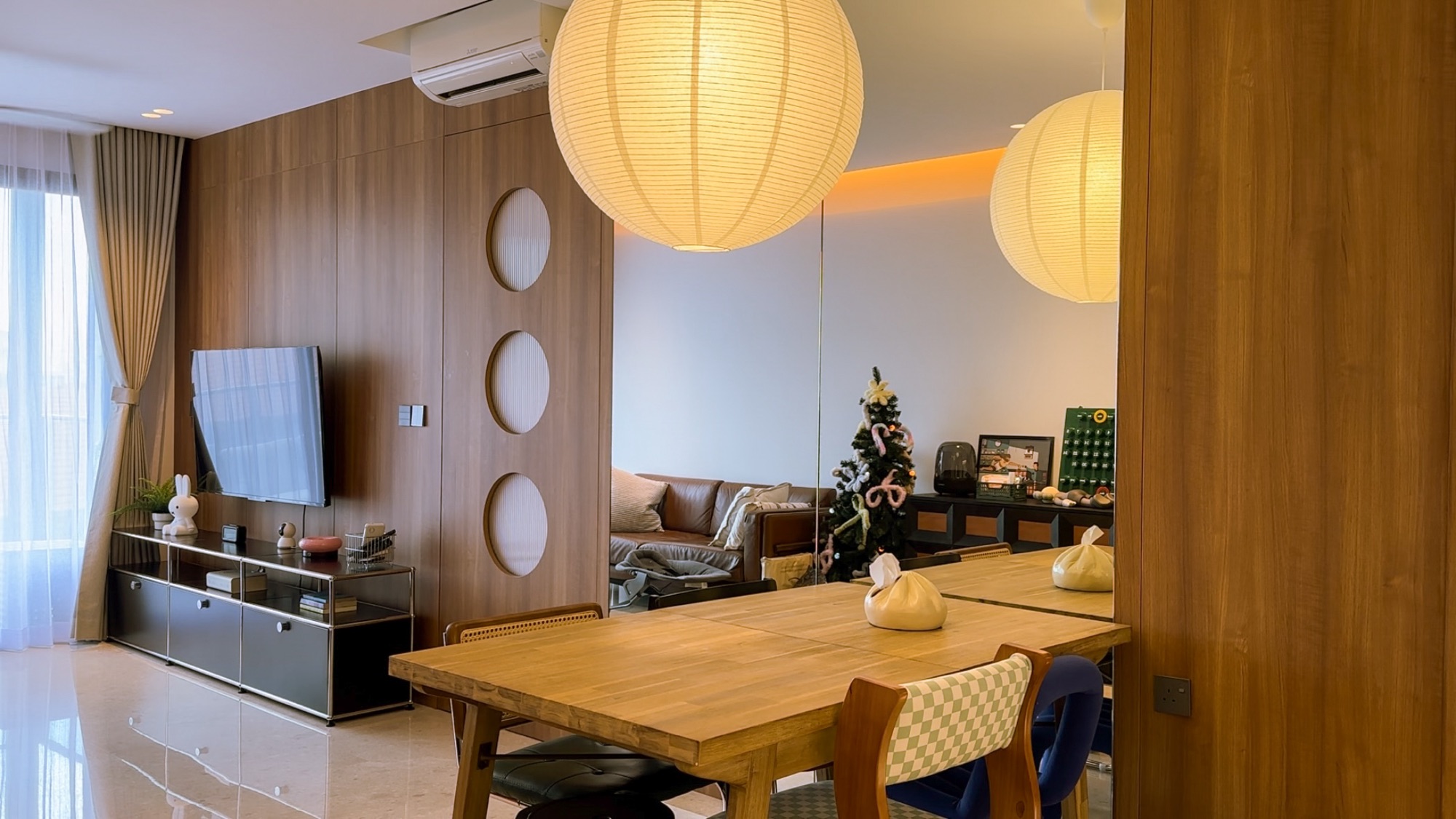 Home Tour: Xiao Hong Shu-inspired 1109sqft home ✨ Mid modern century