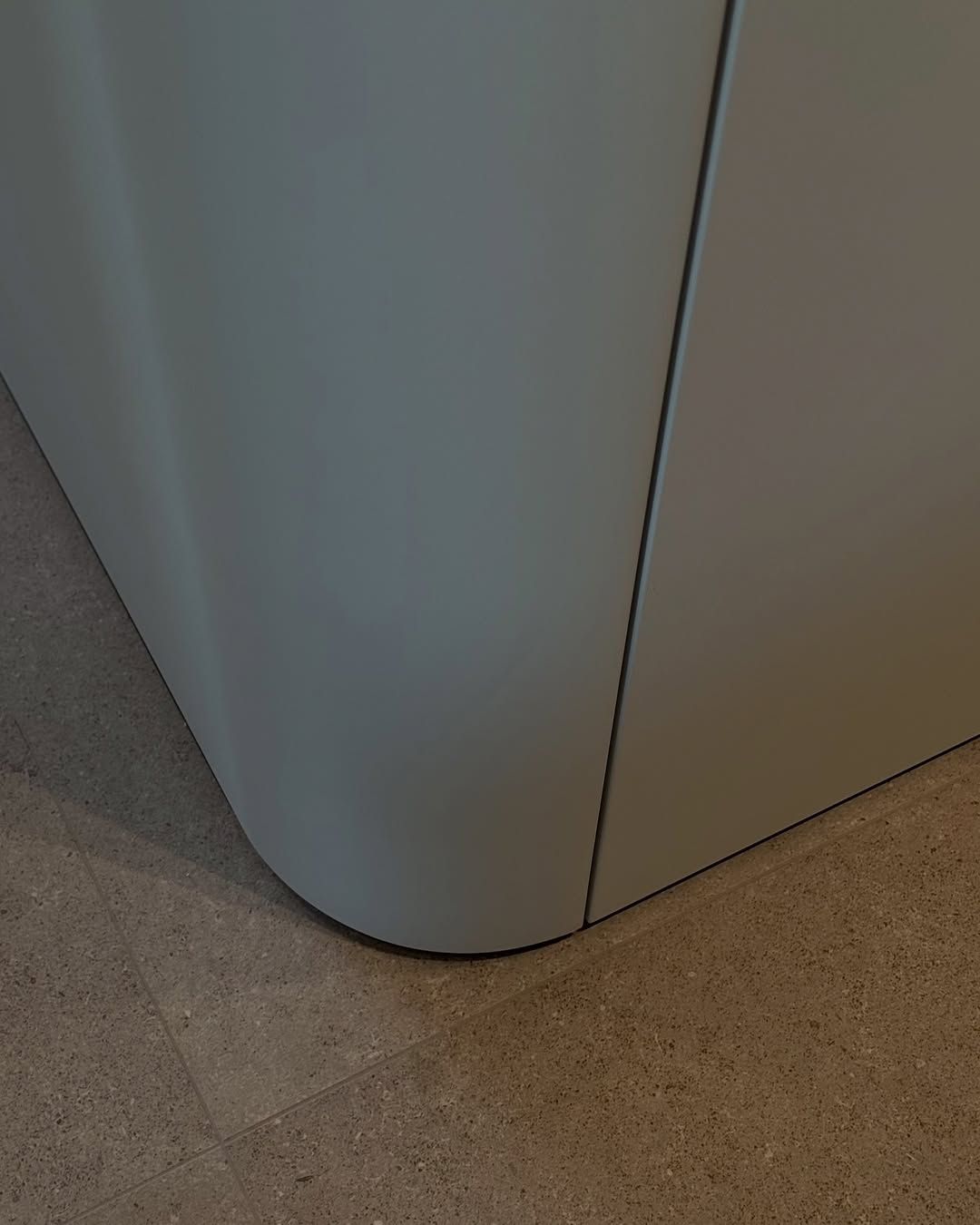 Subtle & modern cabinet design