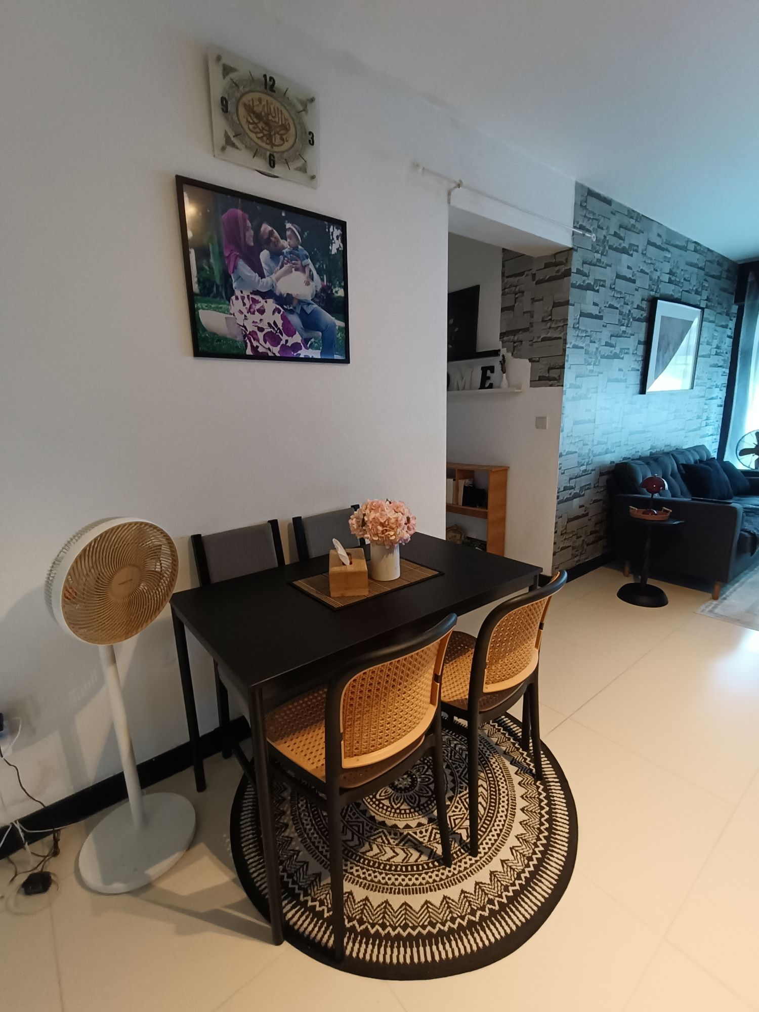 Furnishings without breaking the bank