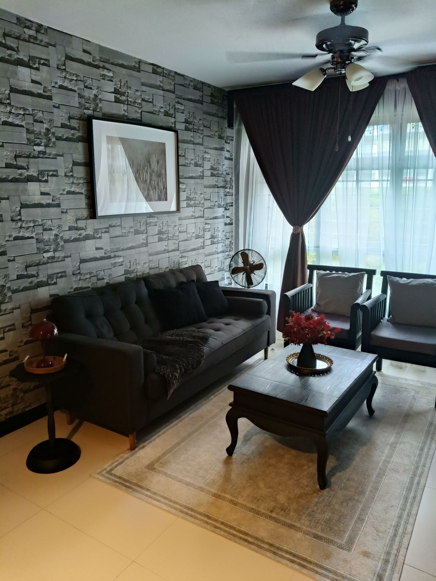 UNRENOVATED LIVING AREA!