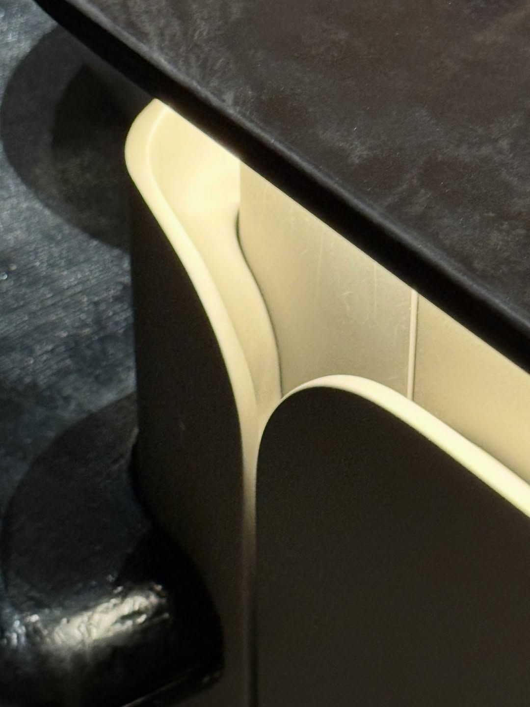 Stylish and sophisticated cabinet and drawer design