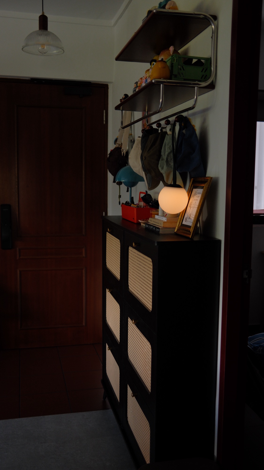 ENTRYWAY ENERGY ✨💪🏻 Step into our home