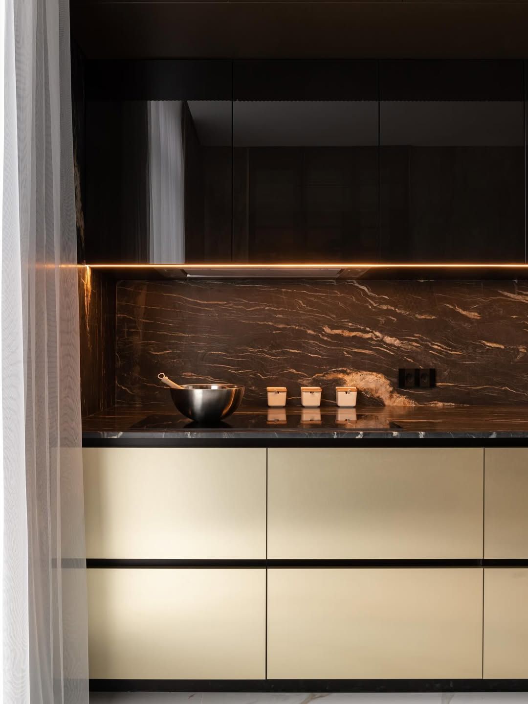 Luxurious-home-interior