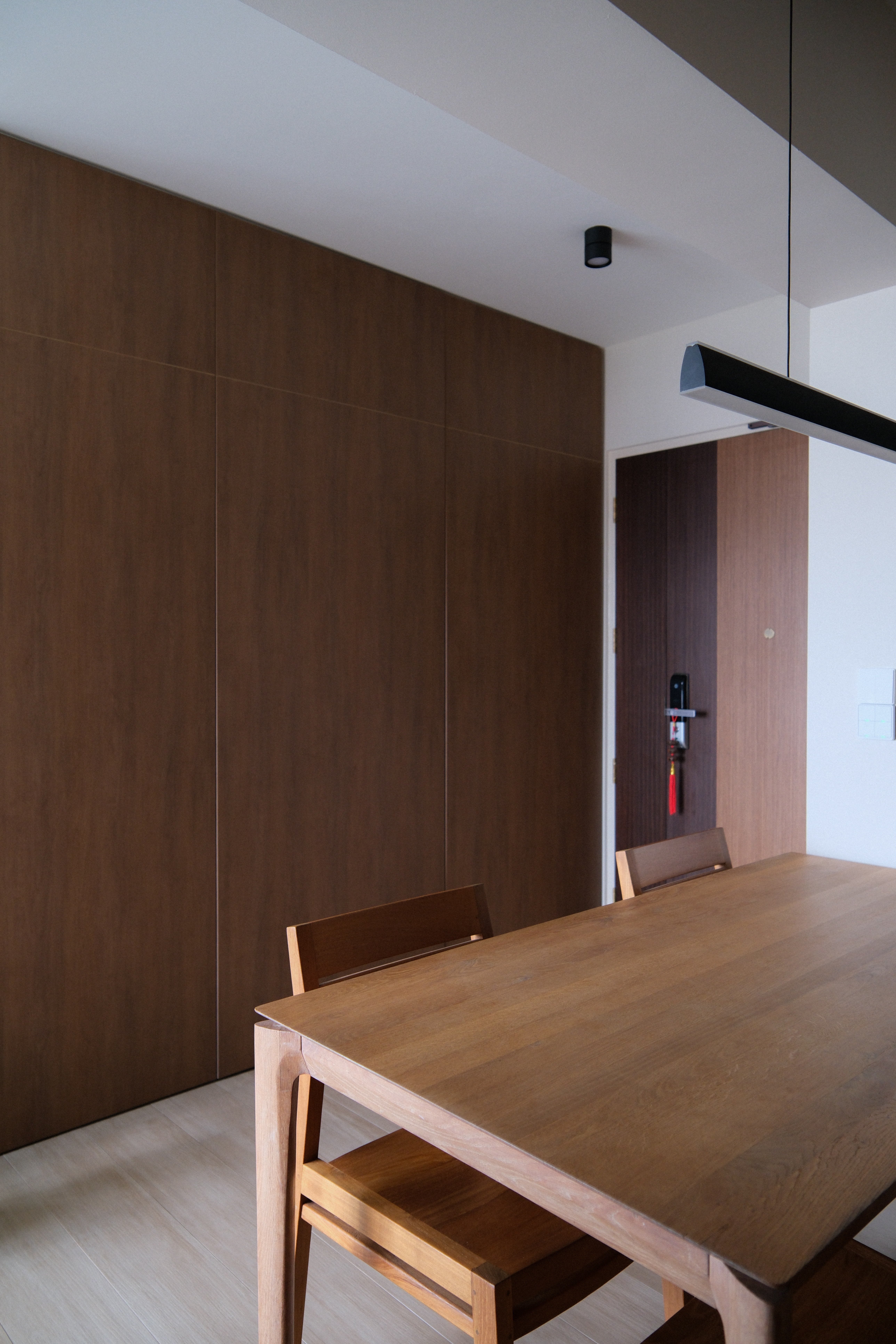 4 month without a dining table