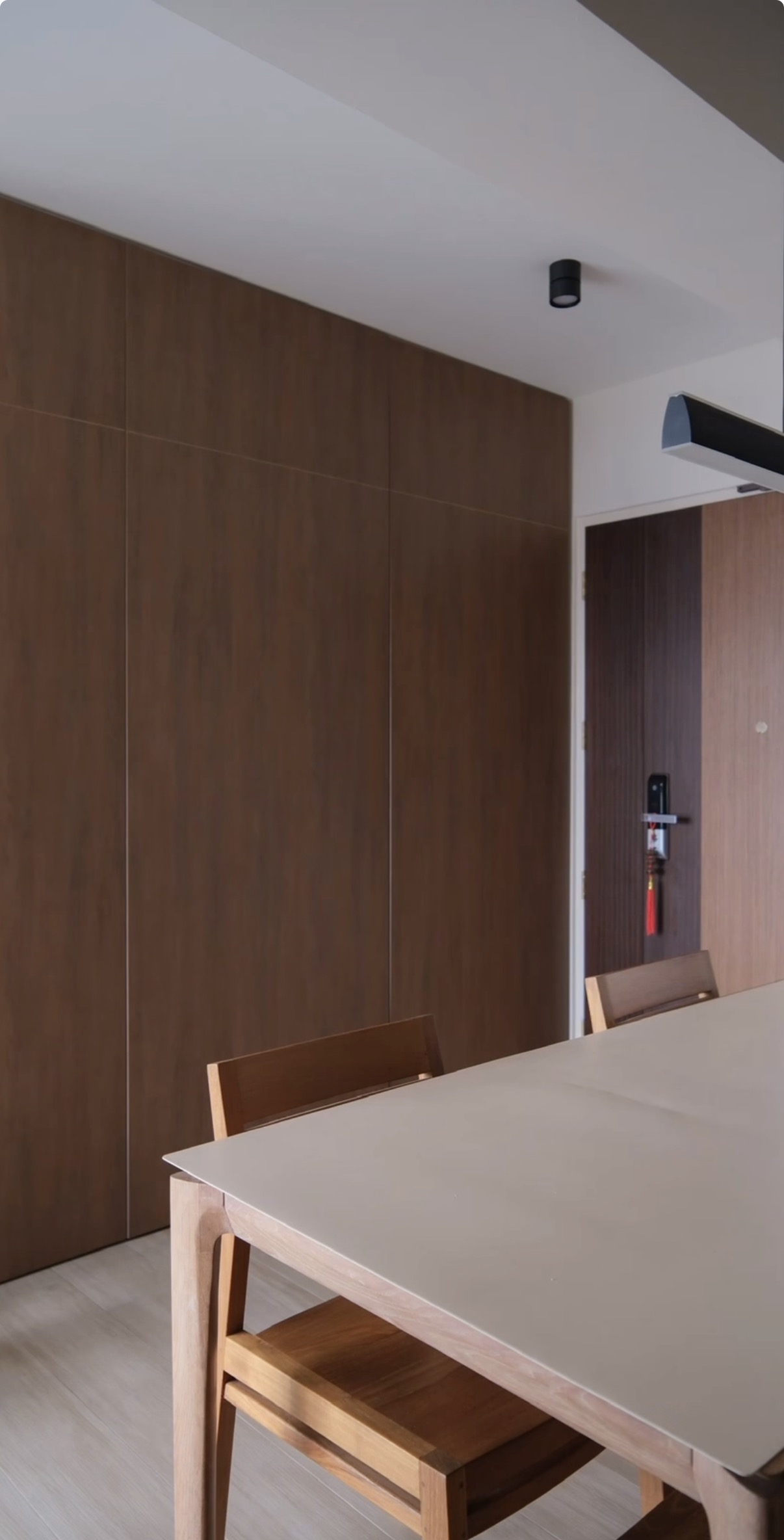 4 month without a dining table