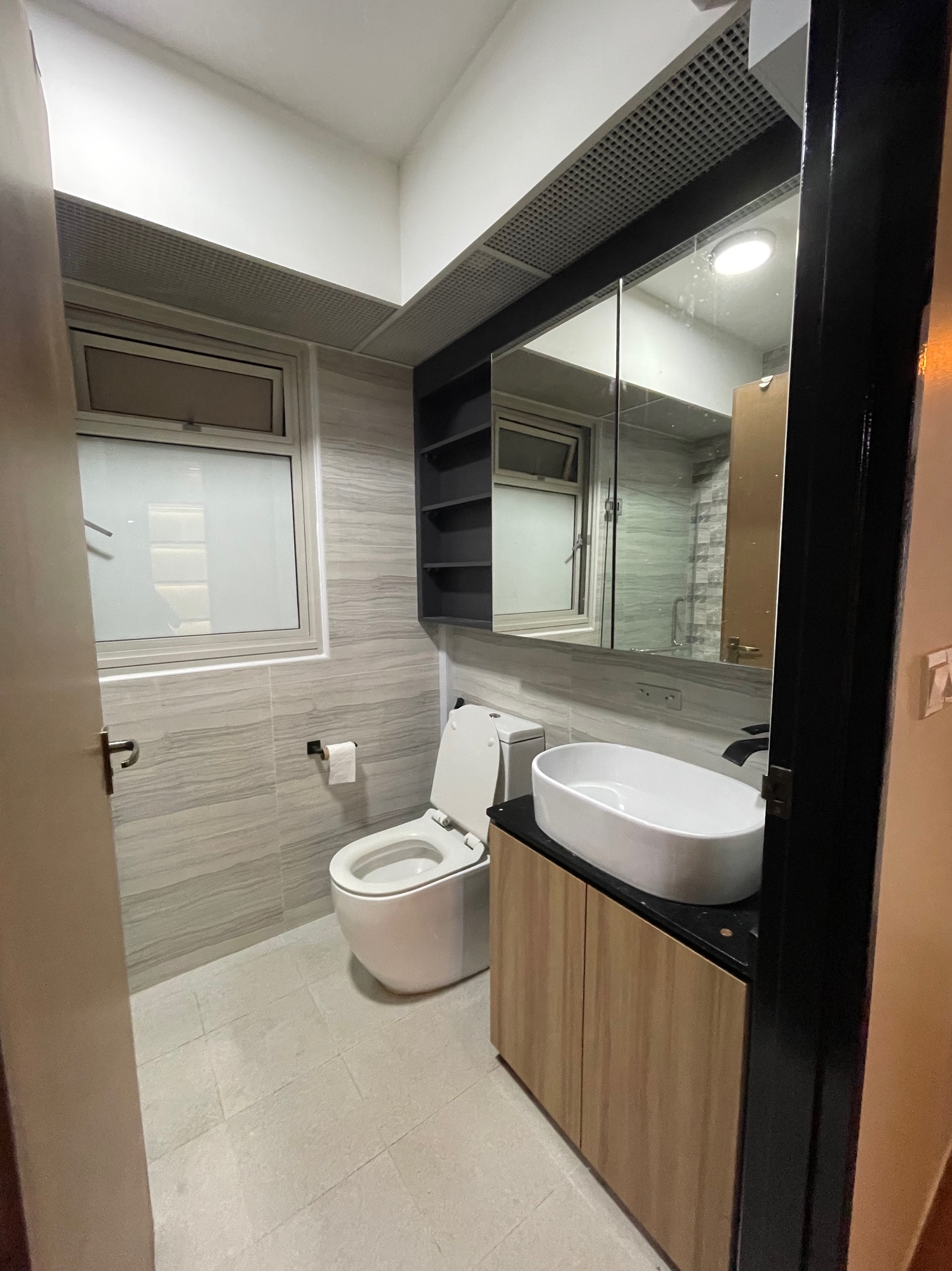 A quick home tour before the transformation