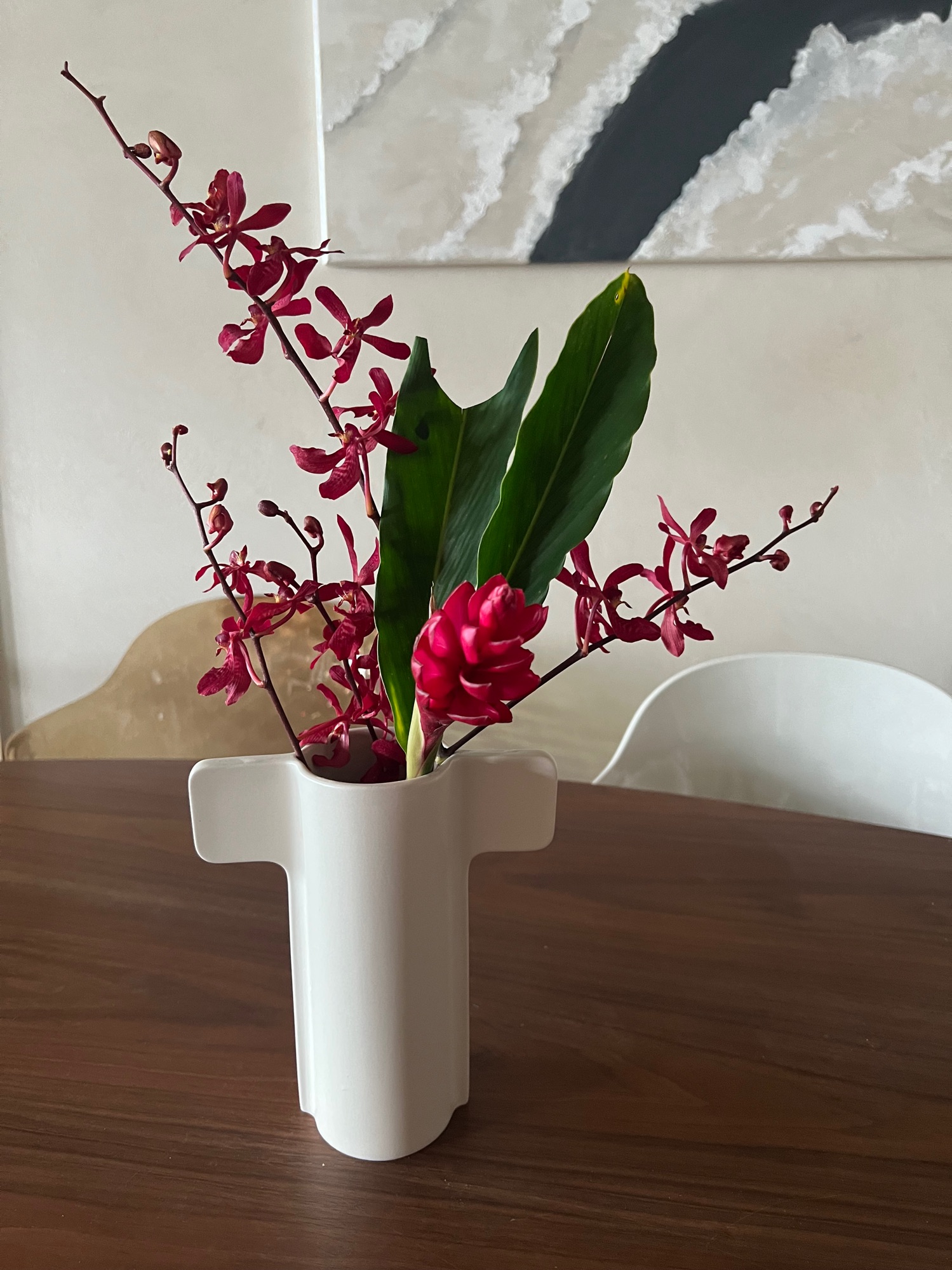 🌼 How $10 Market Flowers Can Transform Your Home